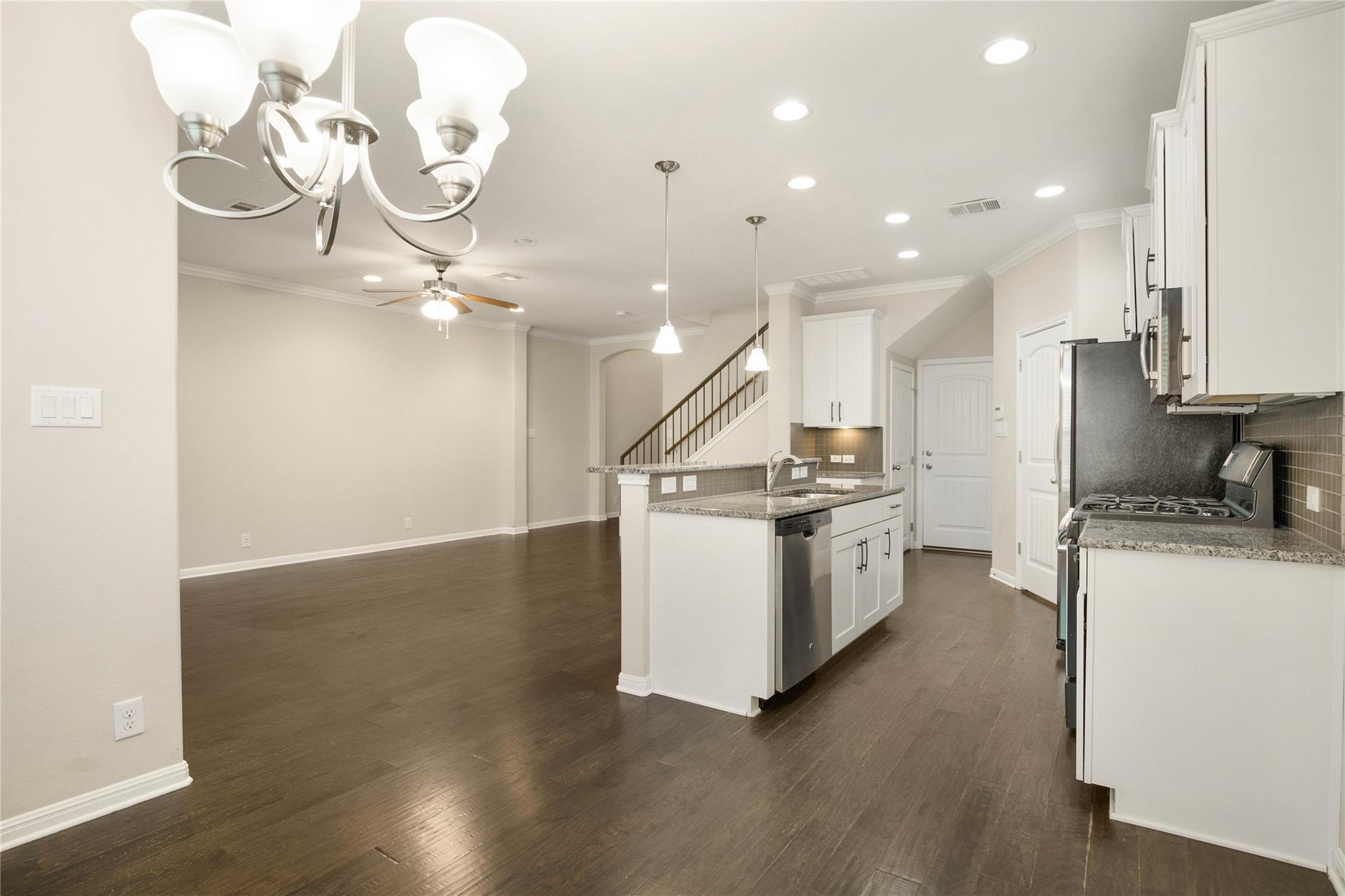 13400 Briarwick Dr #702 Property Photo 3
