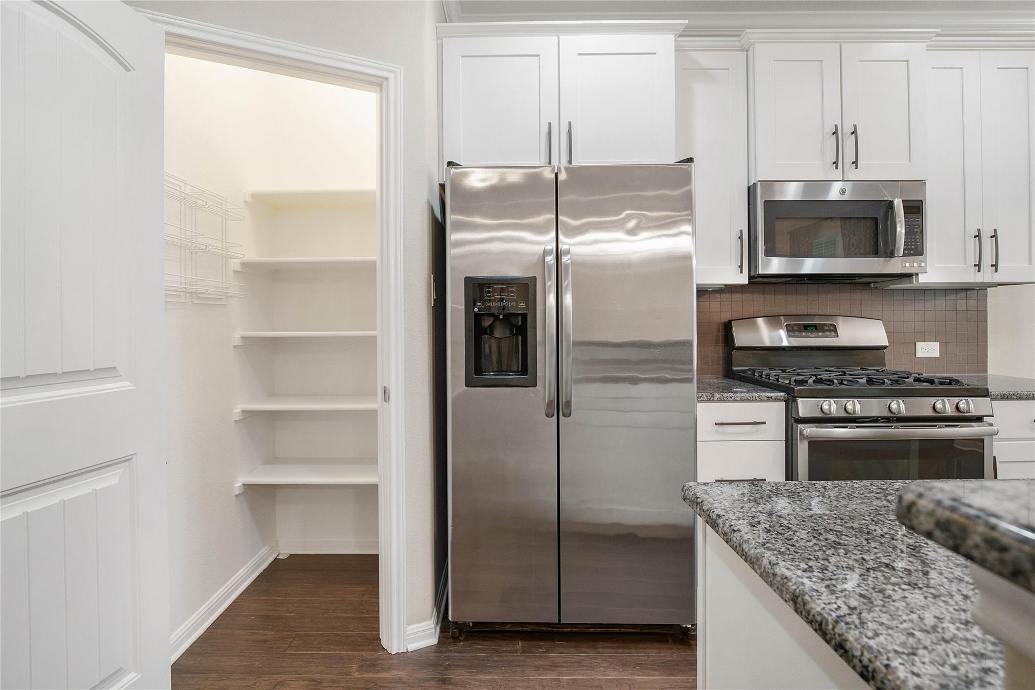 13400 Briarwick Dr #702 Property Photo 8