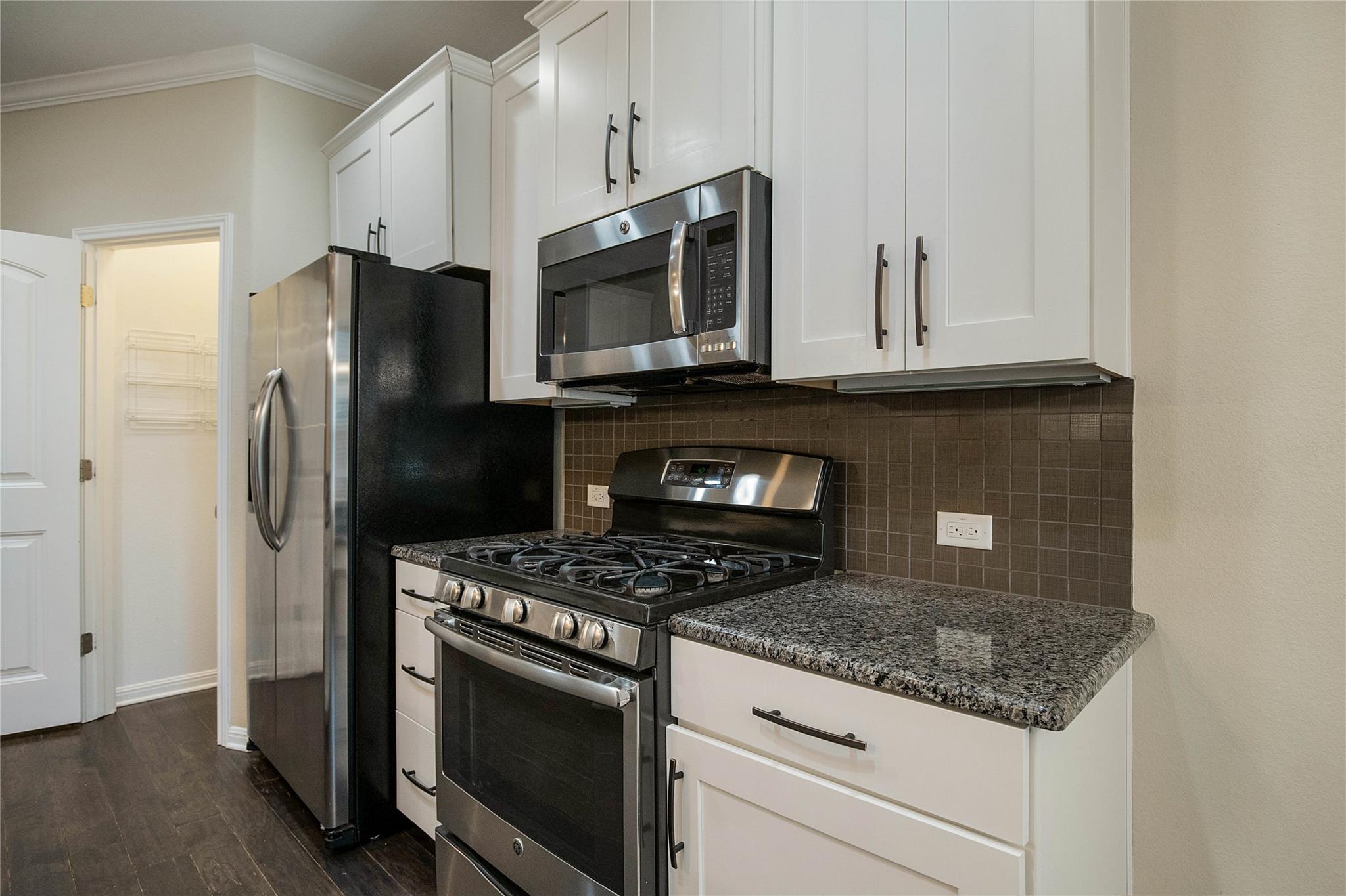 13400 Briarwick Dr #702 Property Photo 9
