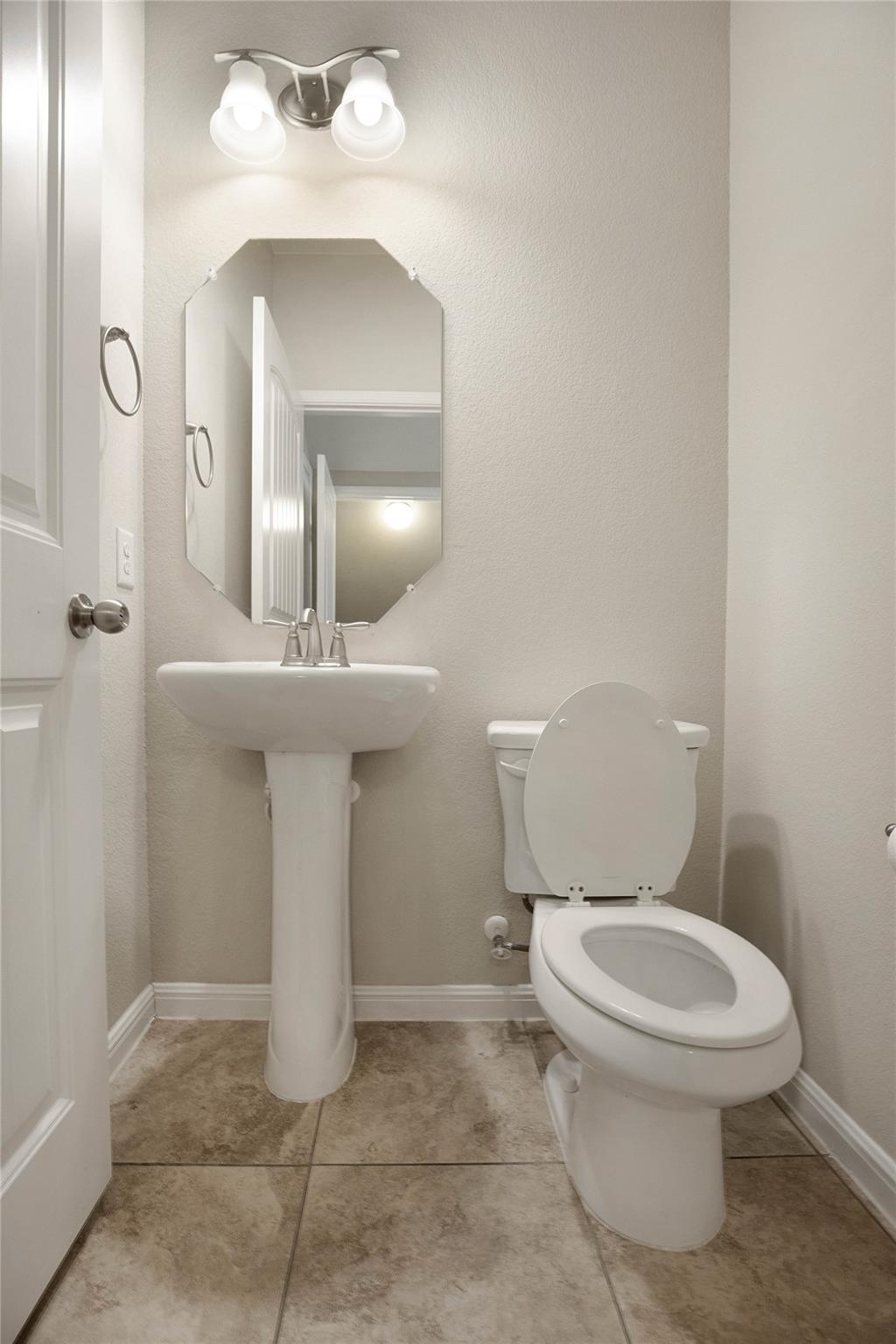 13400 Briarwick Dr #702 Property Photo 11