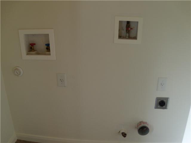 2409 Allred Dr #b Property Photo 7