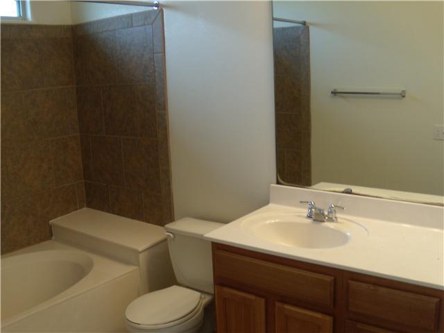 2409 Allred Dr #b Property Photo 12