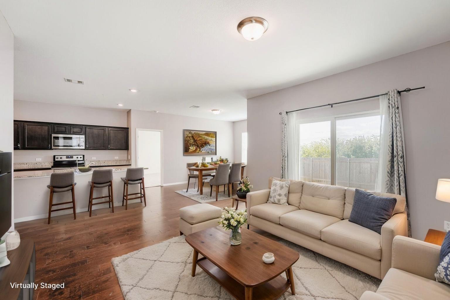 13705 Sherri Berry Way Property Photo 6