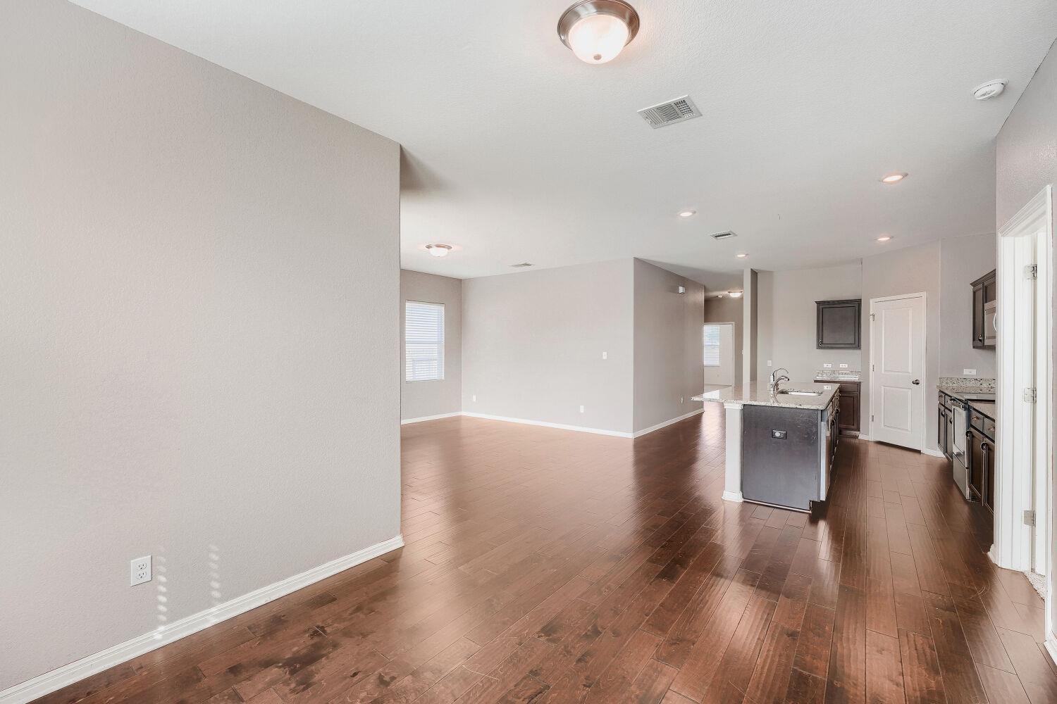 13705 Sherri Berry Way Property Photo 16