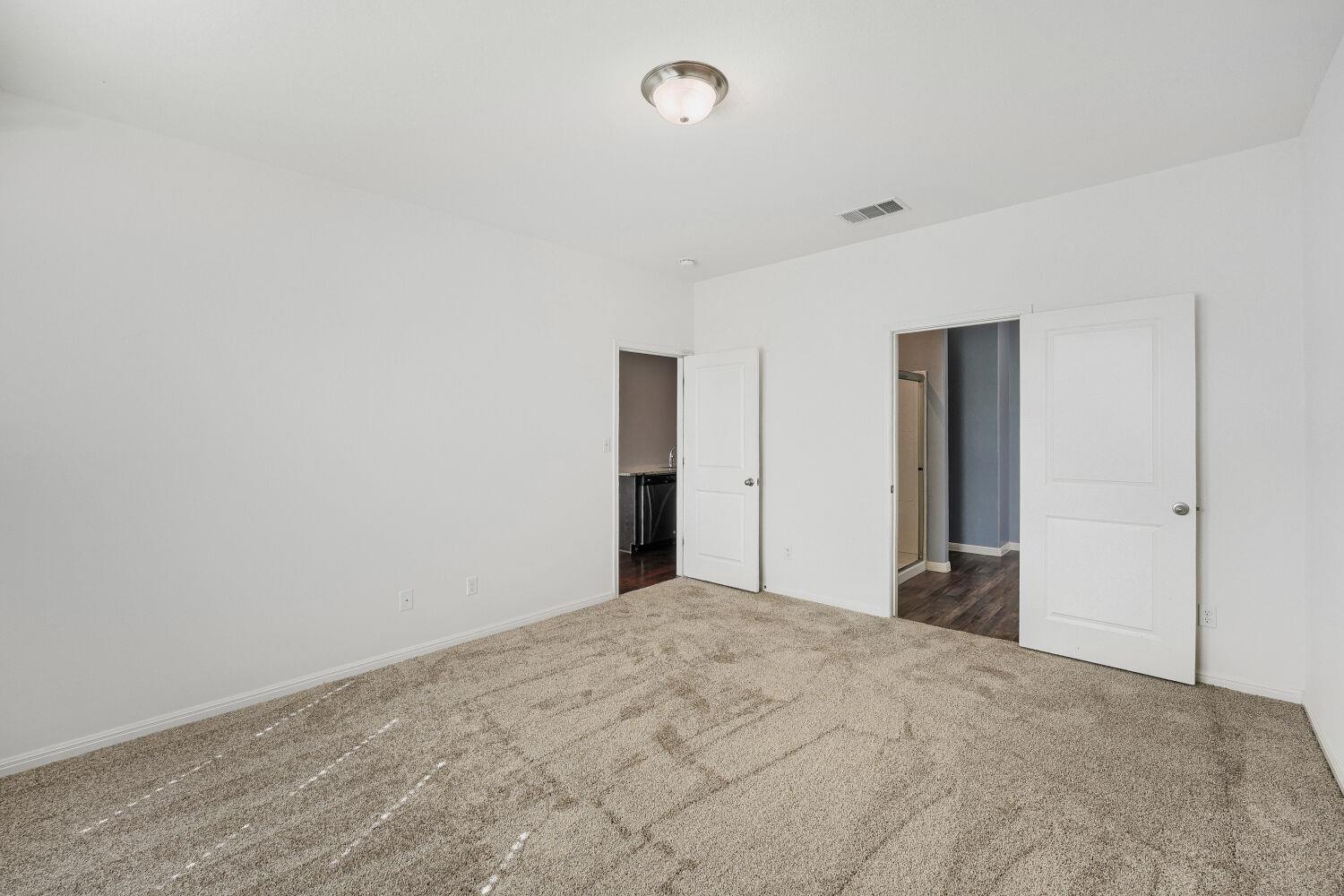 13705 Sherri Berry Way Property Photo 19