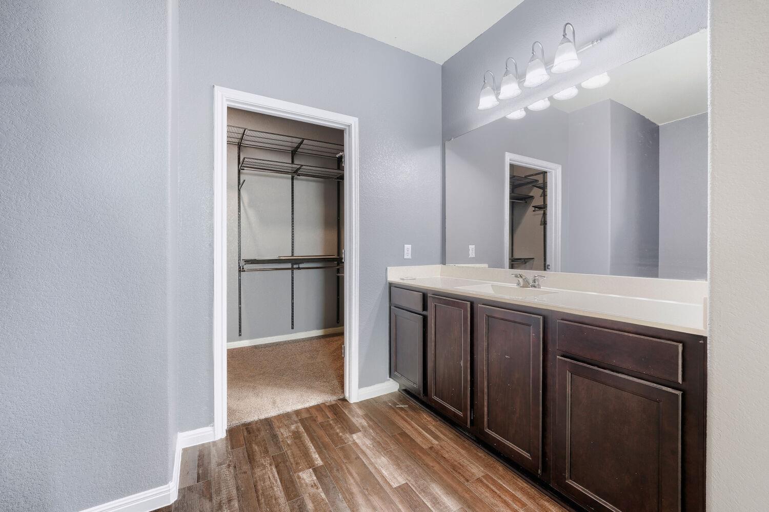13705 Sherri Berry Way Property Photo 20