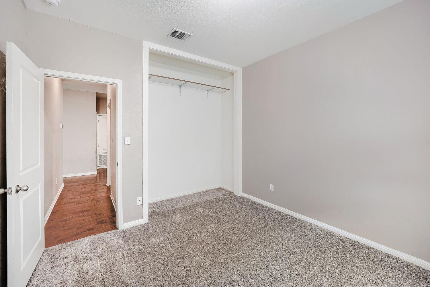 13705 Sherri Berry Way Property Photo 28