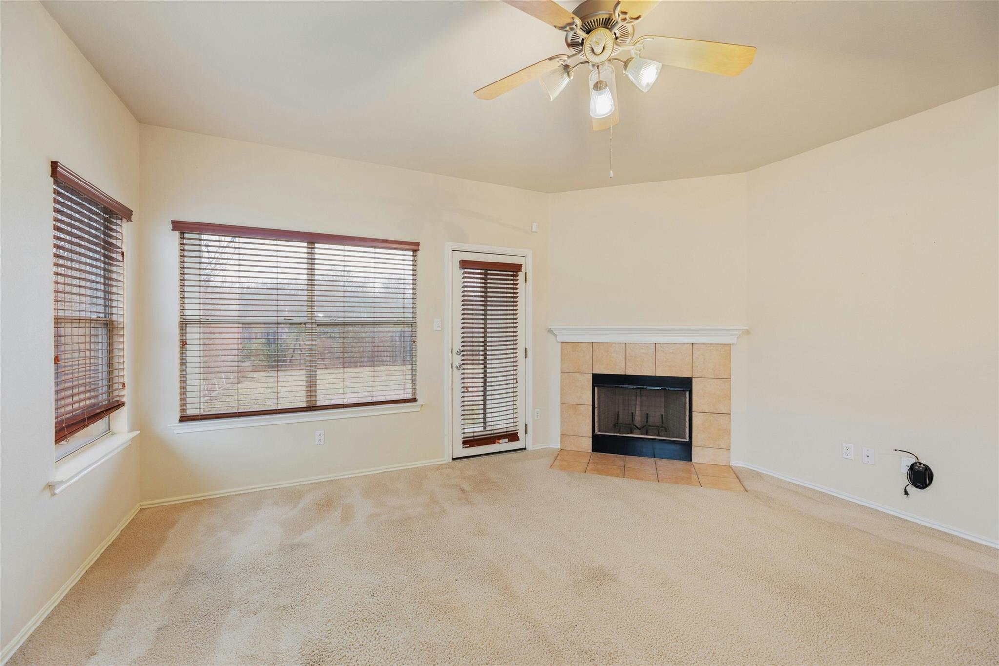 107 Saul St Property Photo 8
