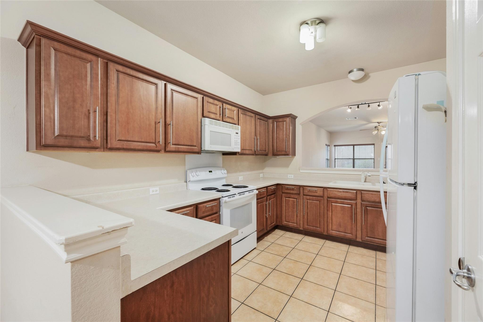 107 Saul St Property Photo 10