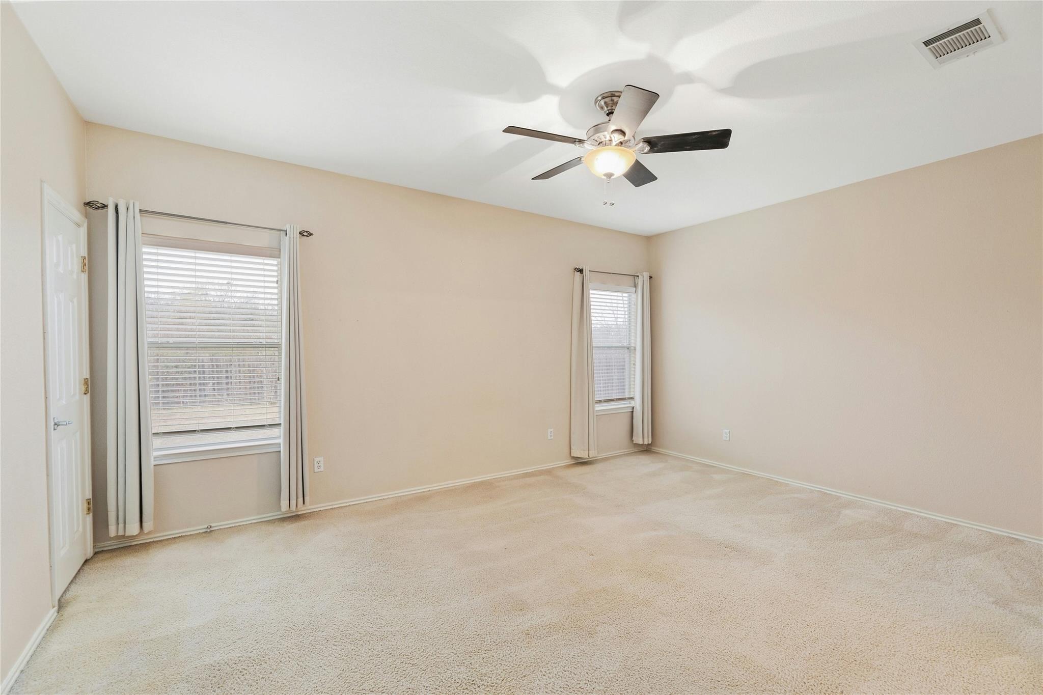 107 Saul St Property Photo 16