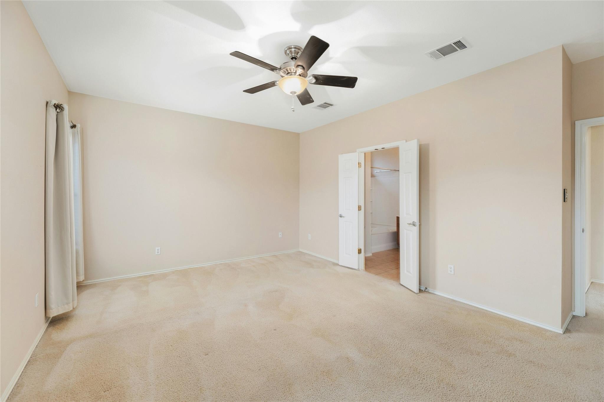 107 Saul St Property Photo 17