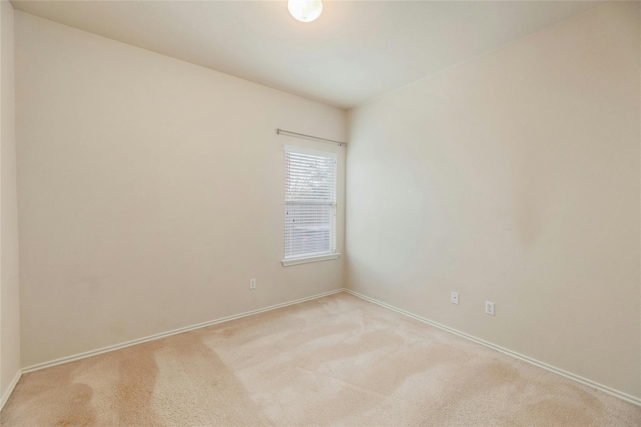 107 Saul St Property Photo 24
