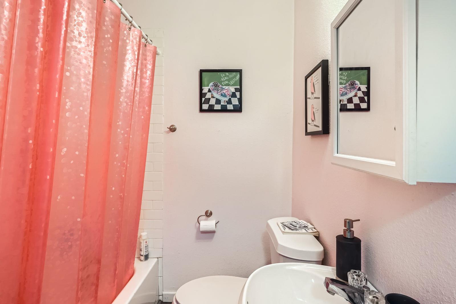5605 Tura Ln Property Photo 7