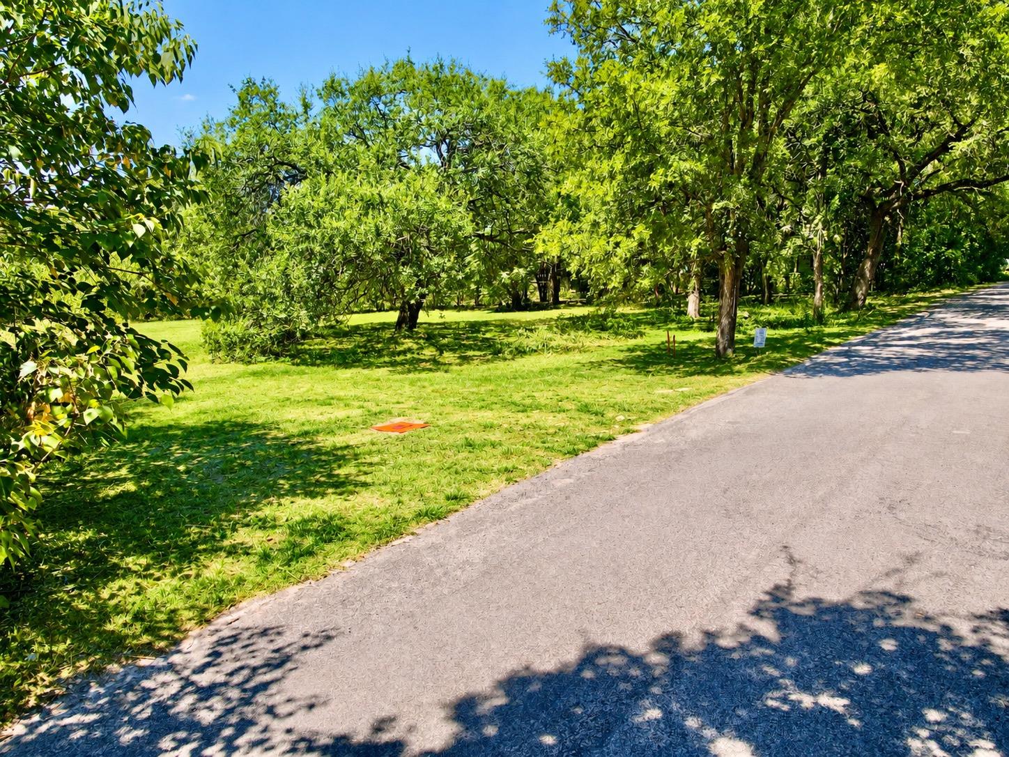 18311 Spring Ln Property Photo 2