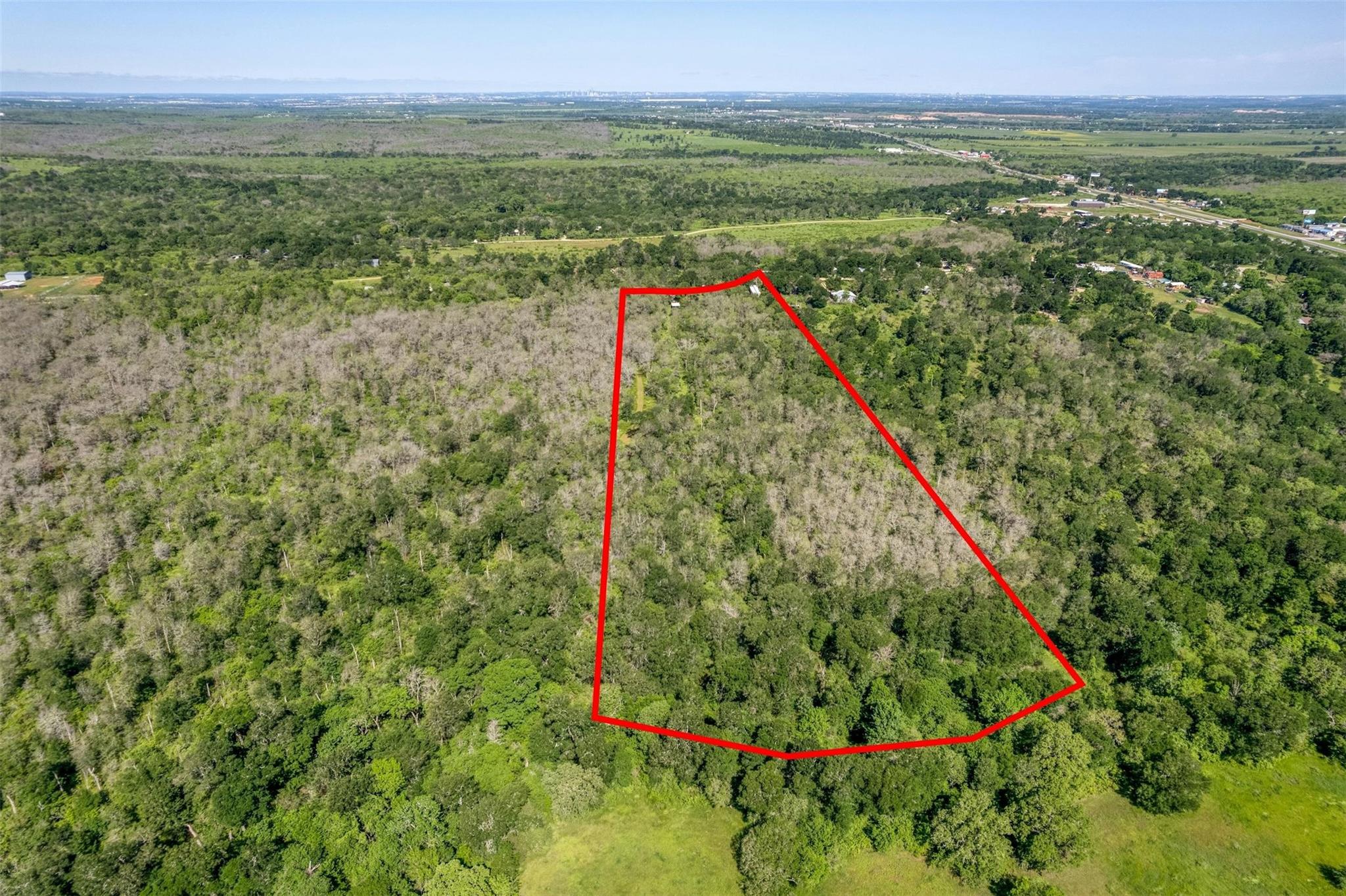 201 Fawn Ridge Rd Property Photo 2