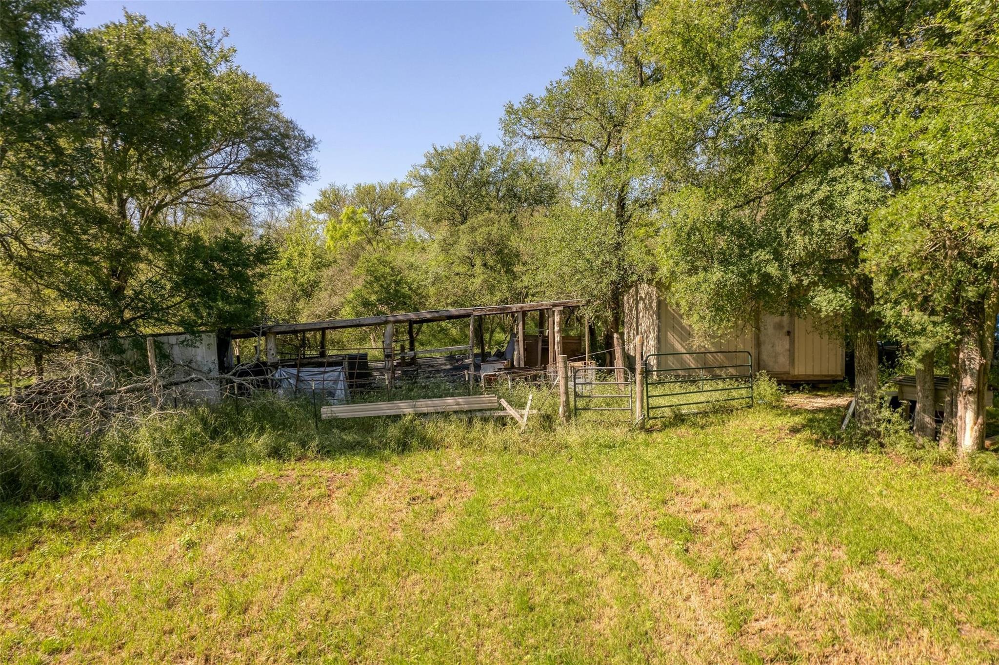 201 Fawn Ridge Rd Property Photo 19