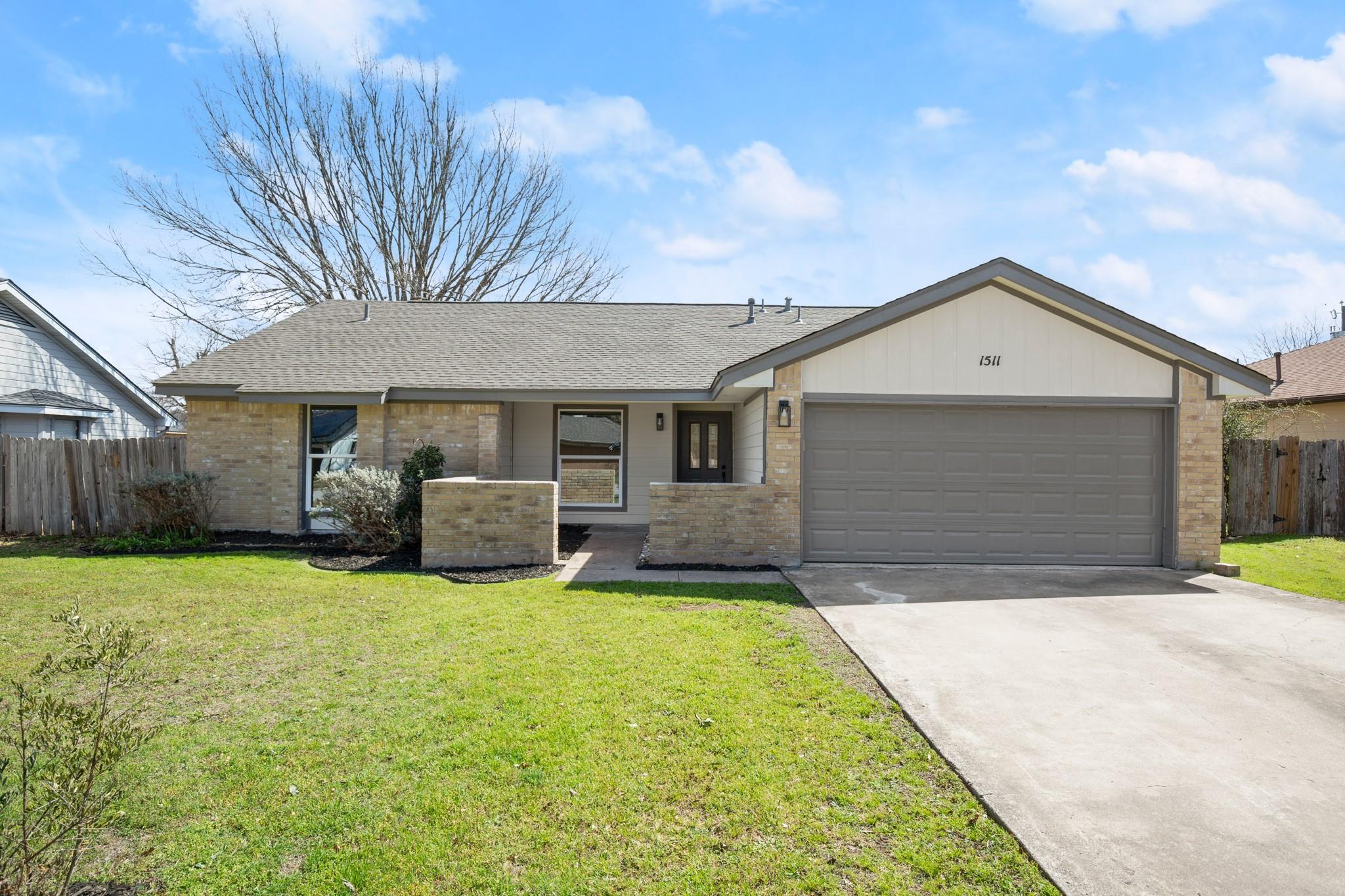 1511 Hermitage Dr Property Photo