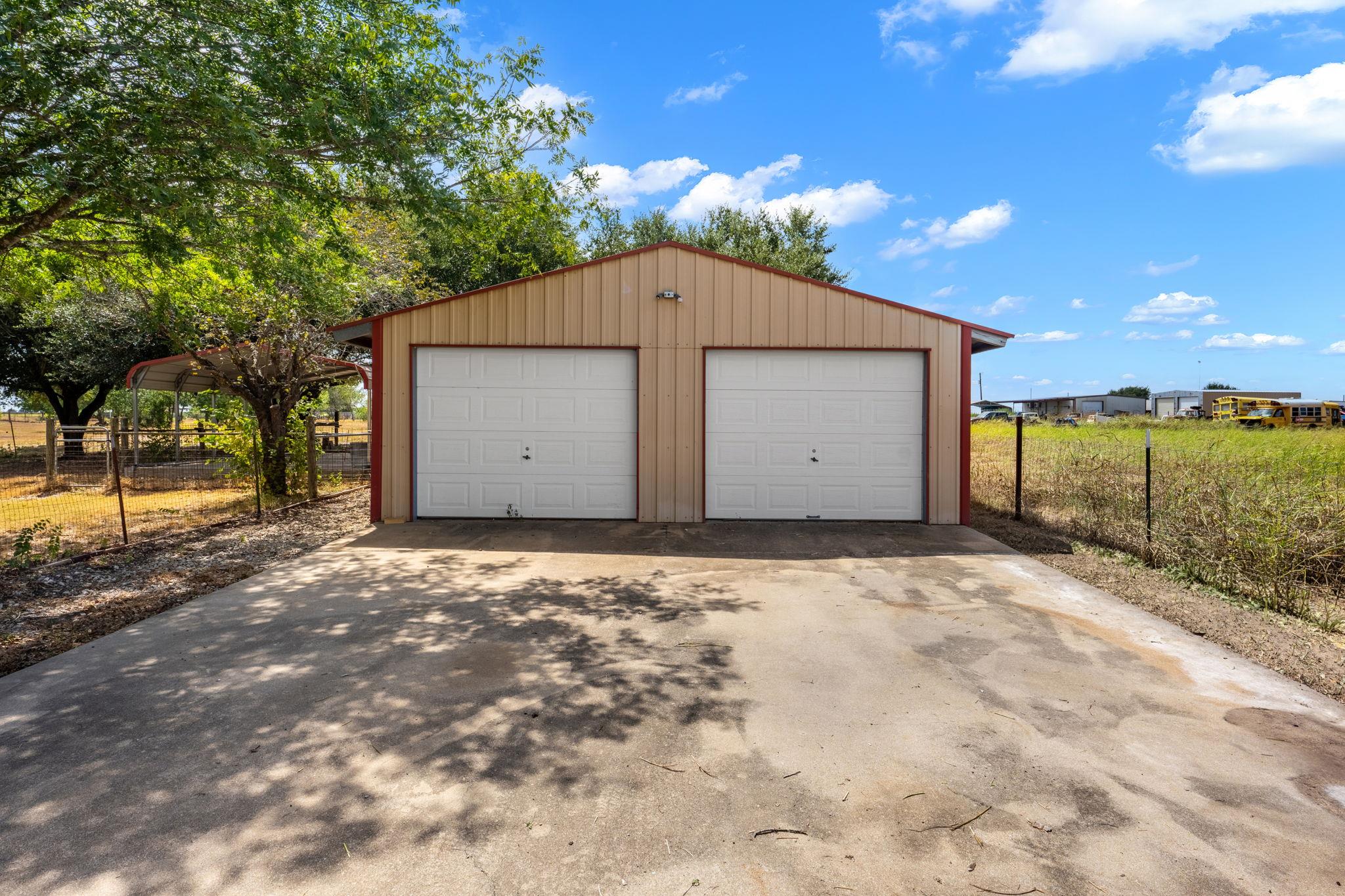 201 930 Private Rd None Property Photo 2