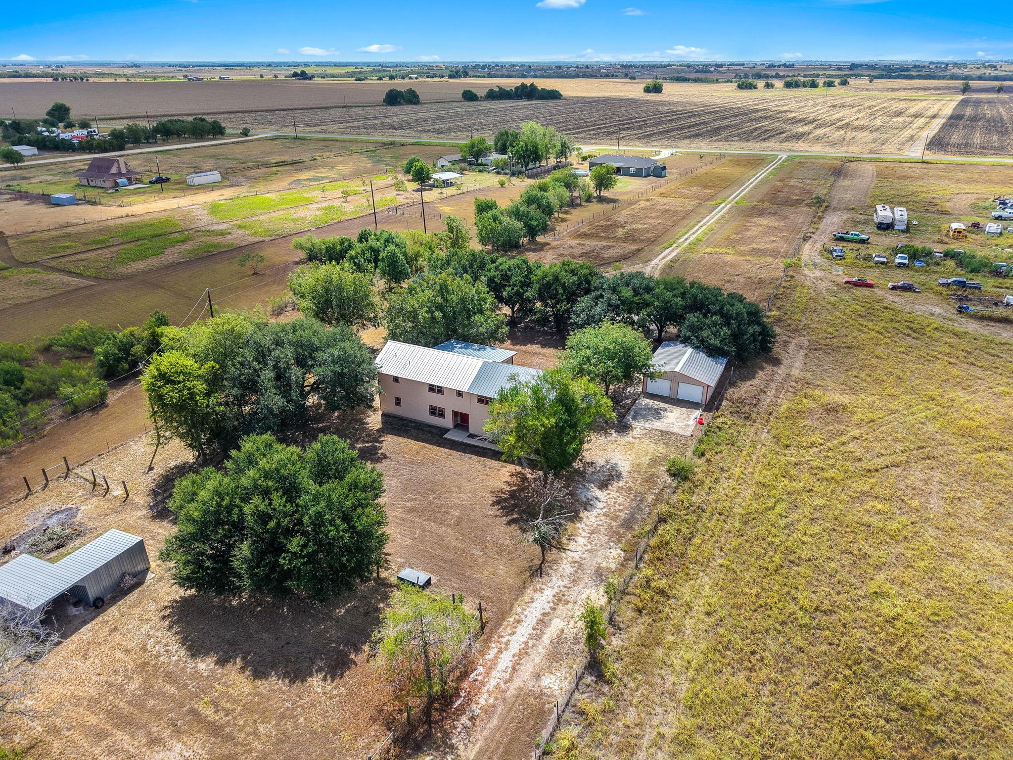 201 930 Private Rd None Property Photo 4