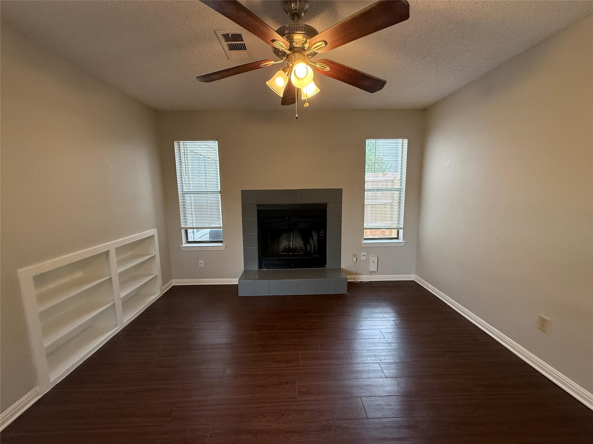 8902 Schick Rd #d Property Photo 2