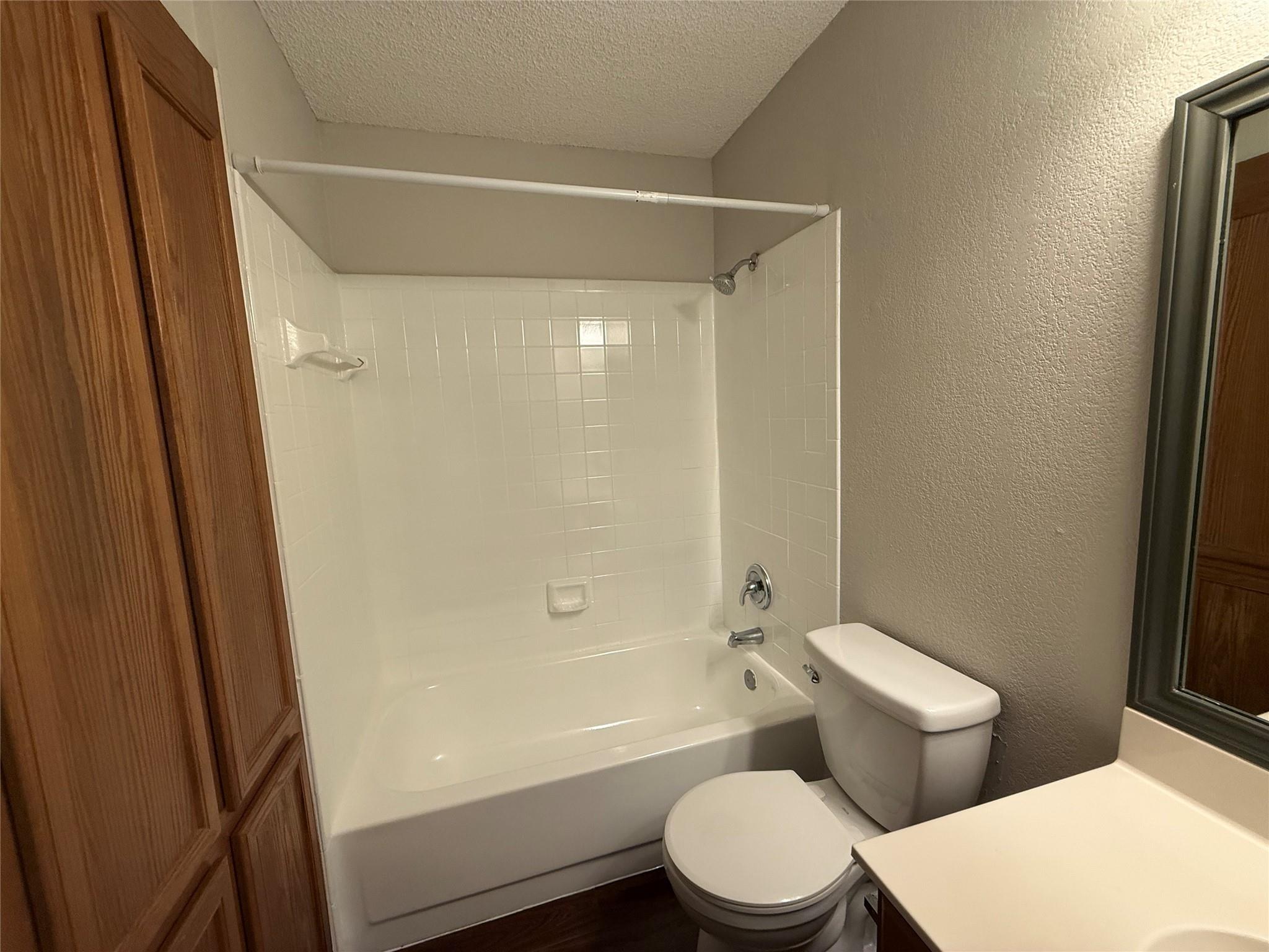 8902 Schick Rd #d Property Photo 19