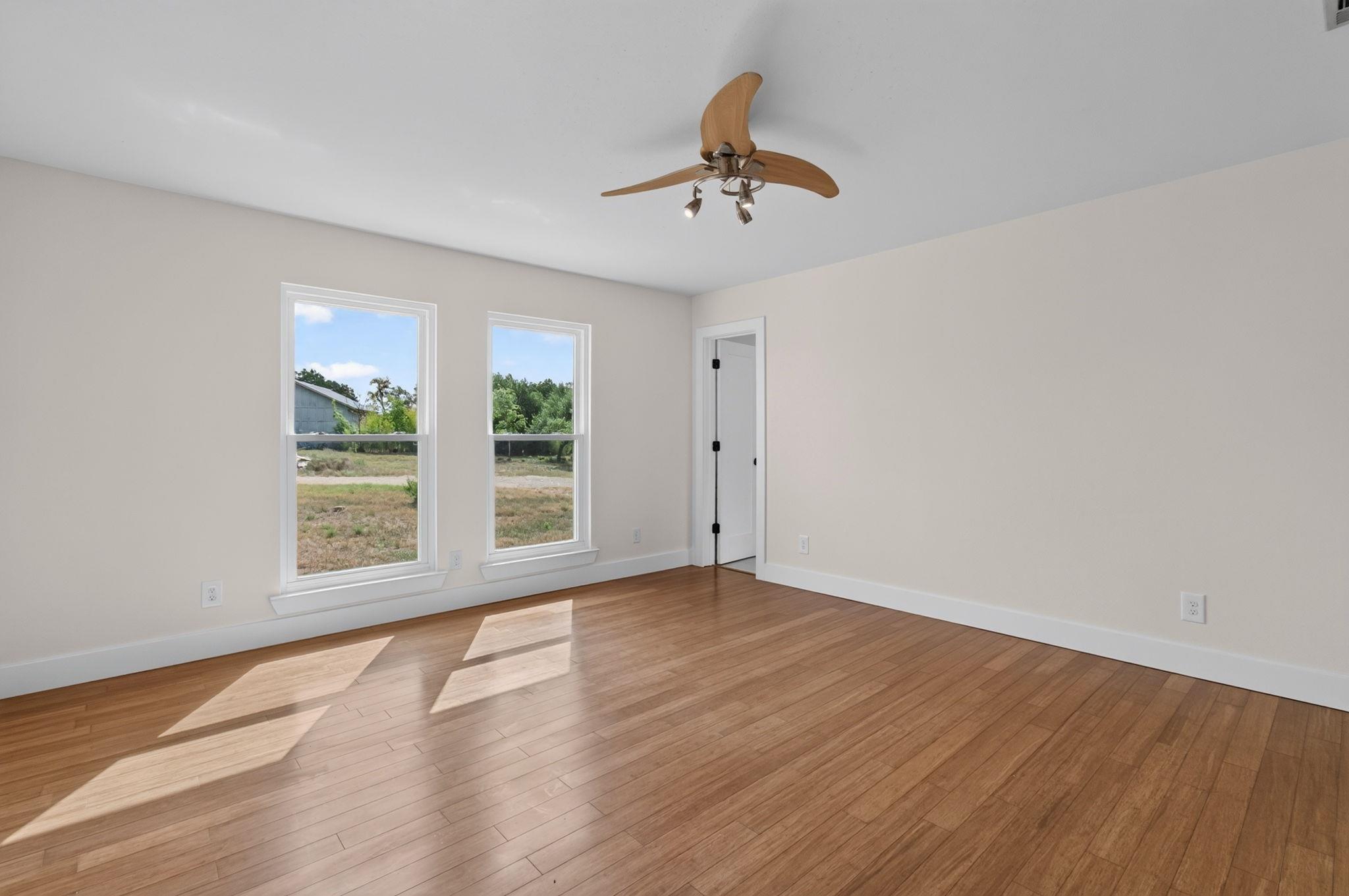 15 Tall Oaks Trl Property Photo 13