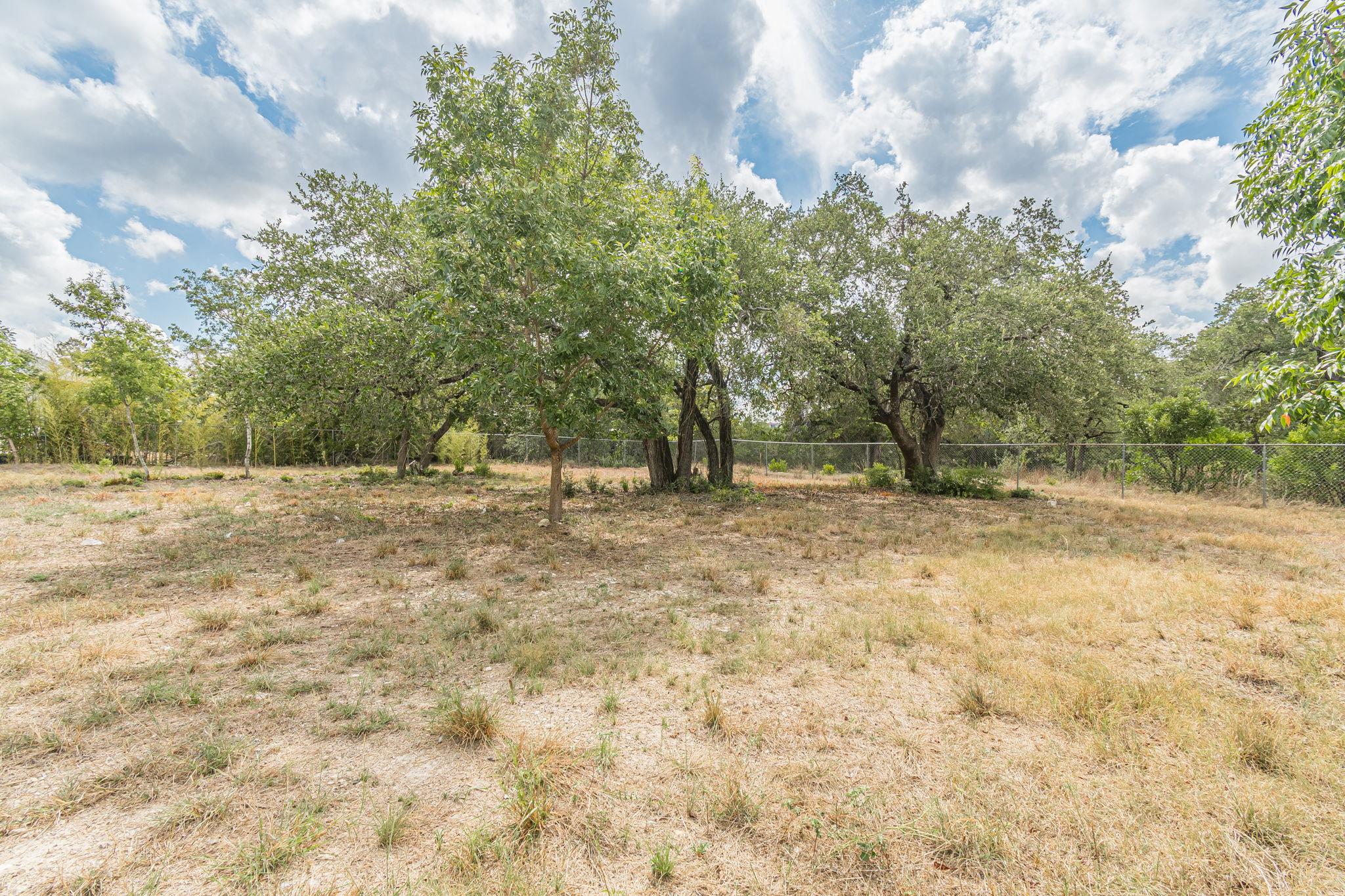 15 Tall Oaks Trl Property Photo 39