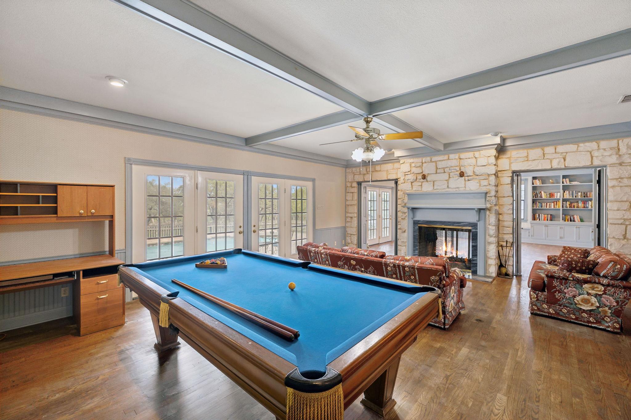27846 Natural Bridge Caverns Rd Property Photo 28