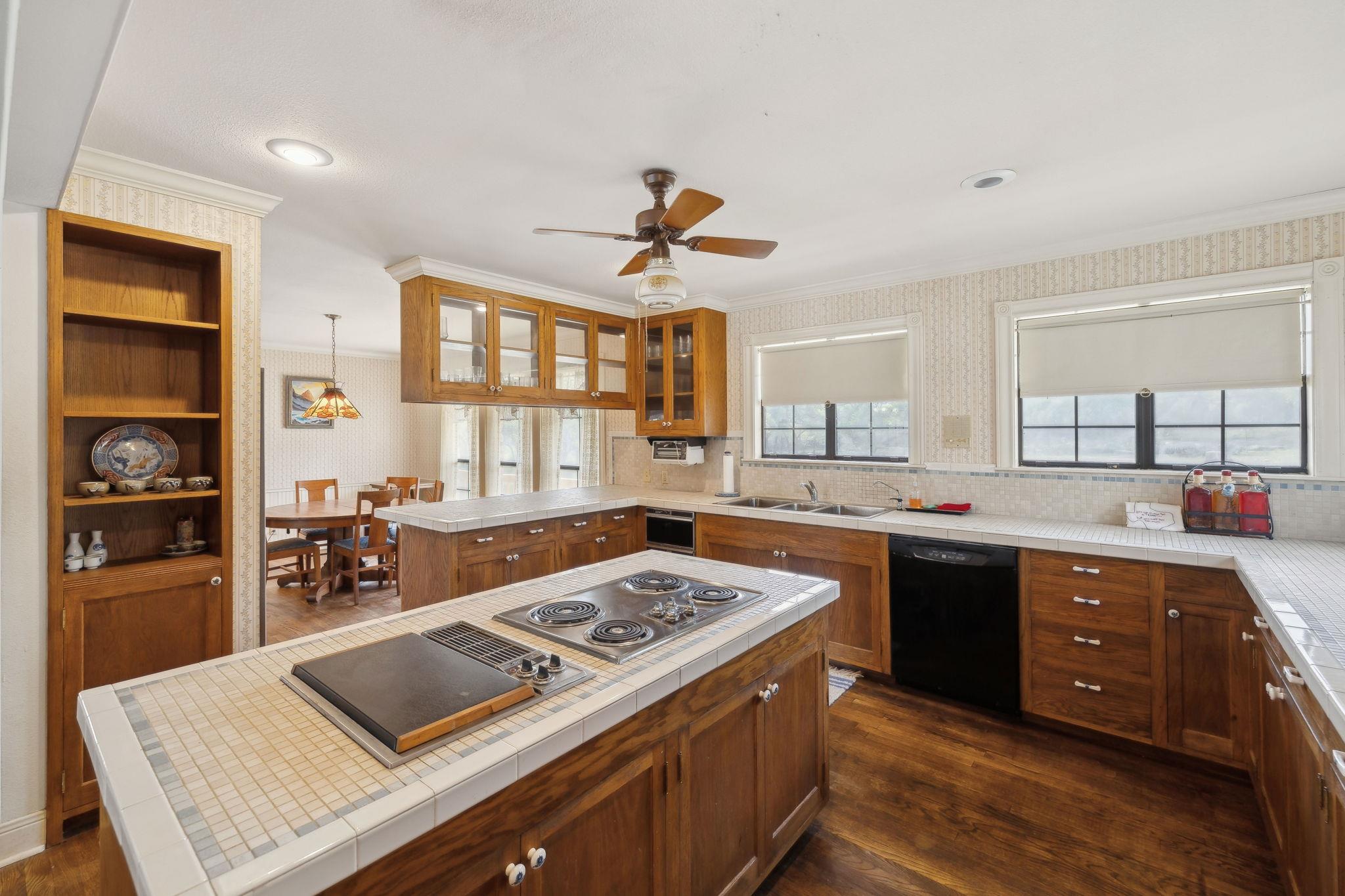 27846 Natural Bridge Caverns Rd Property Photo 32