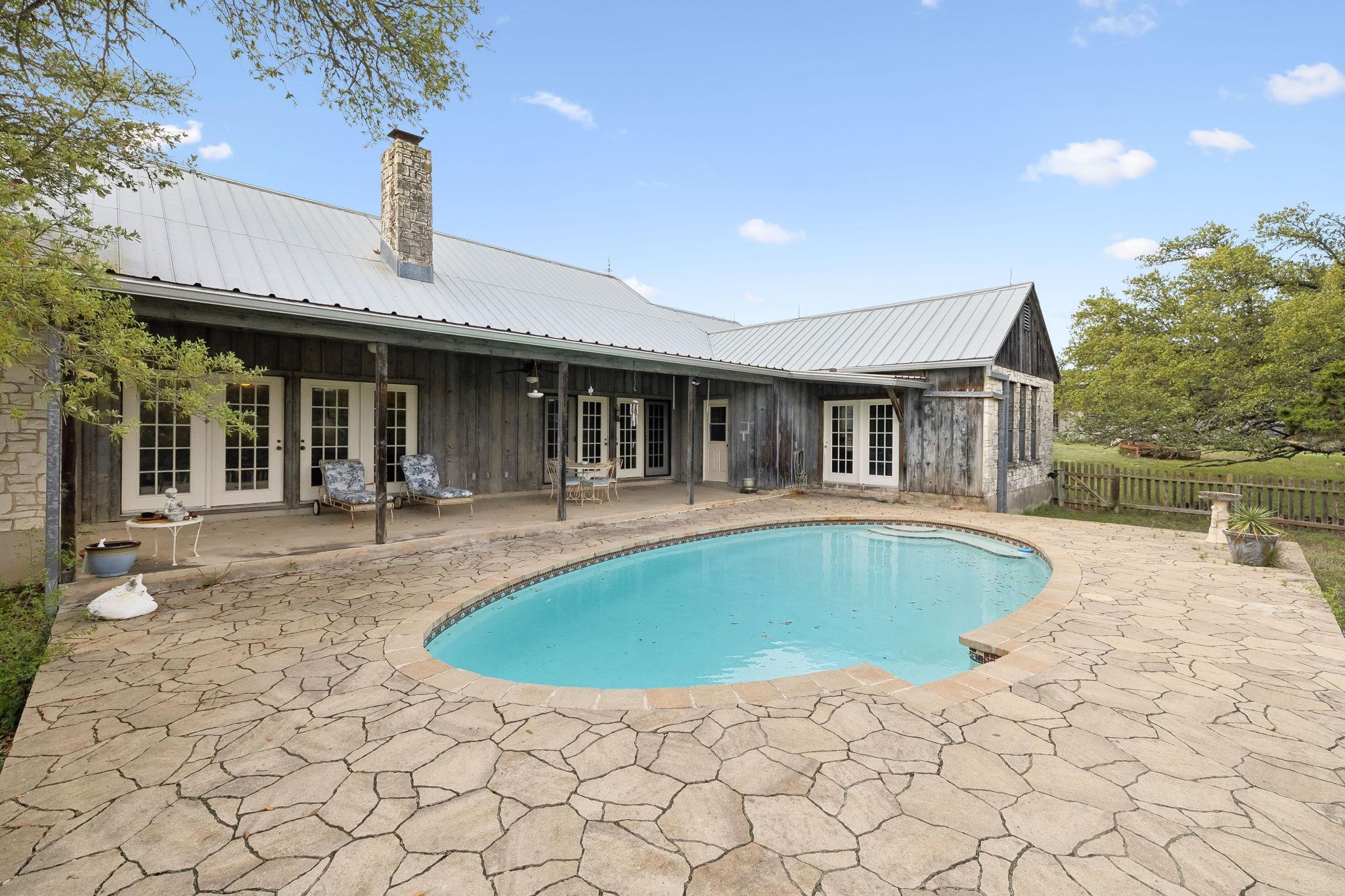 27846 Natural Bridge Caverns Rd Property Photo 39