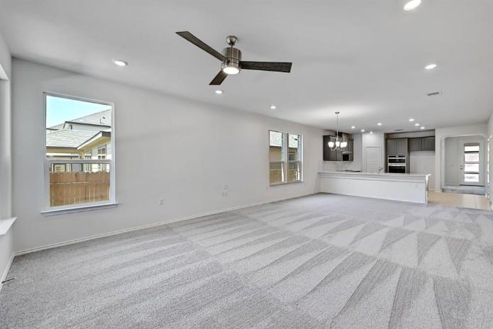 12529 Hallstatt Dr Property Photo 3