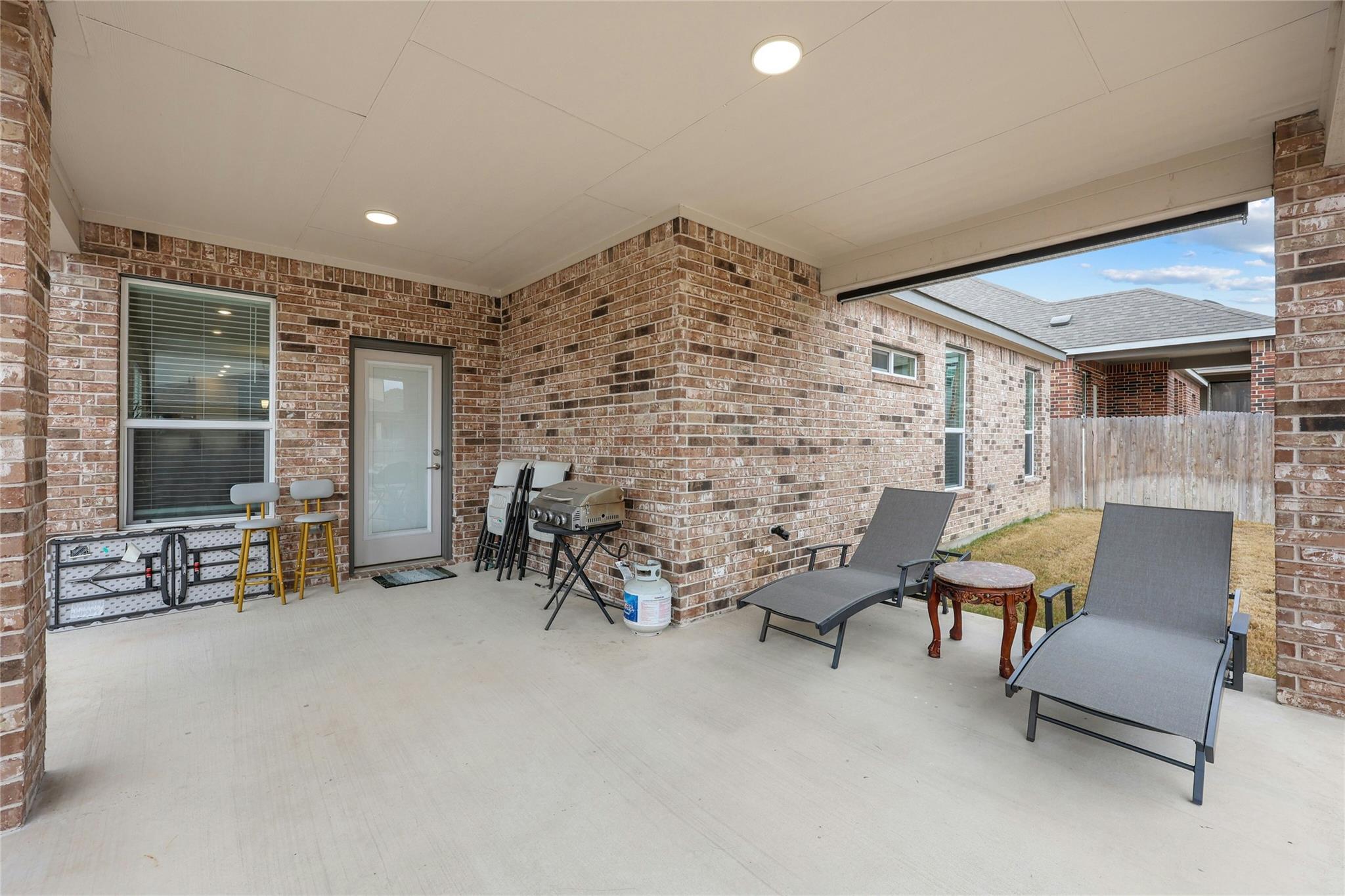 12529 Hallstatt Dr Property Photo 38