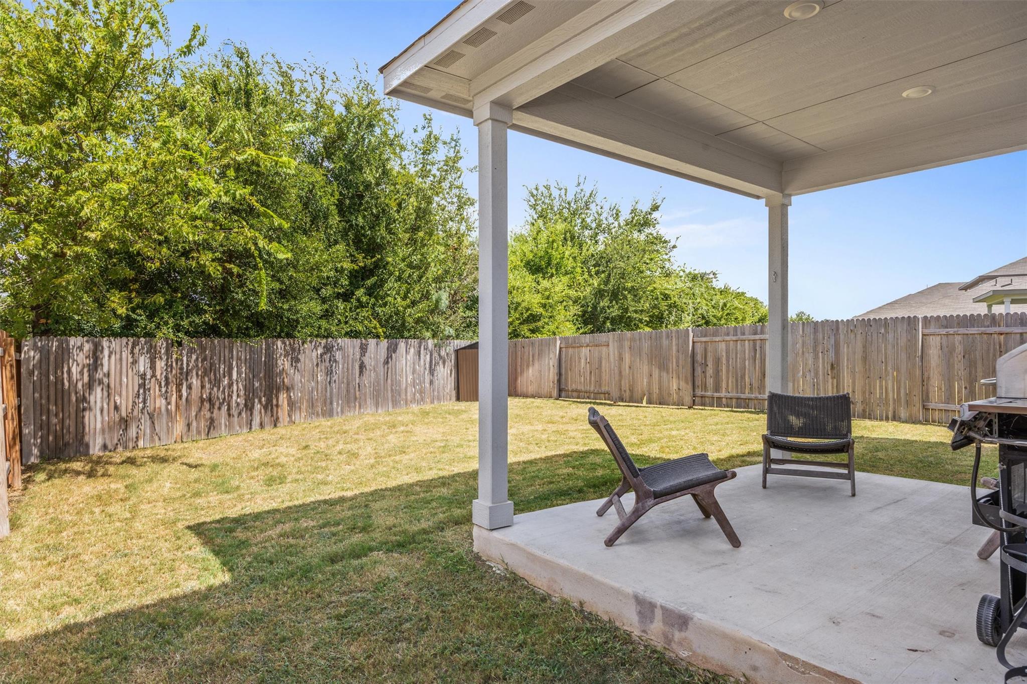 968 Sun Grove Trl Property Photo 26