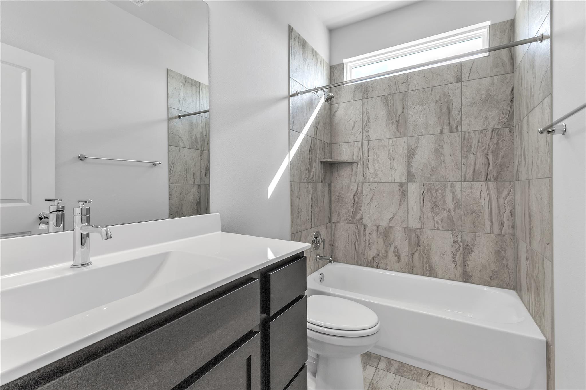 1203 Showbox St Property Photo 19