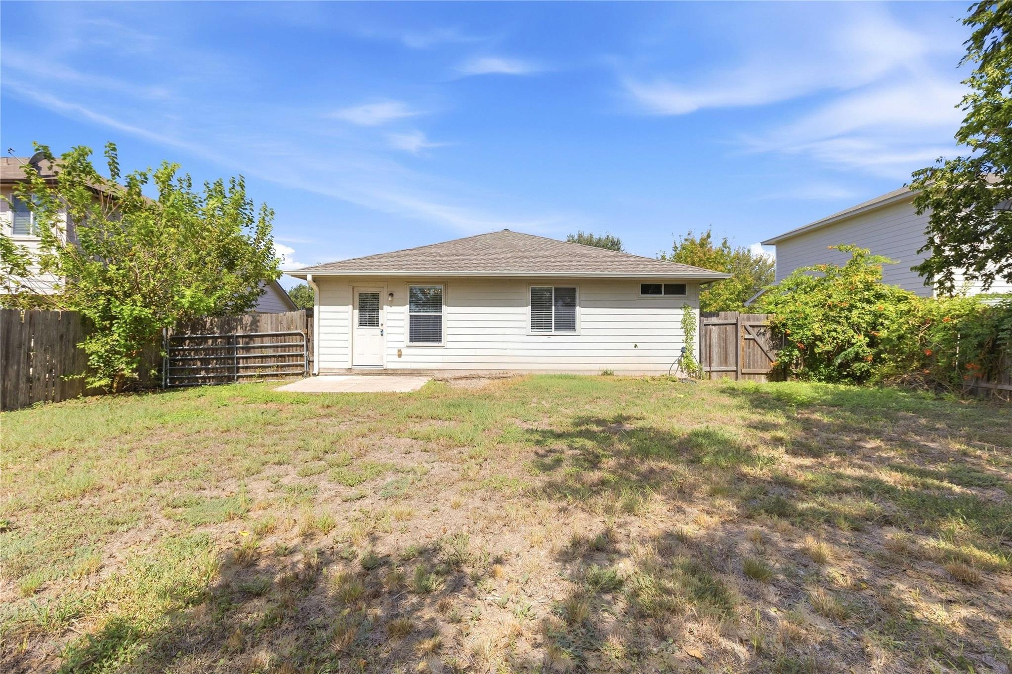 221 Ames Cv Property Photo 26