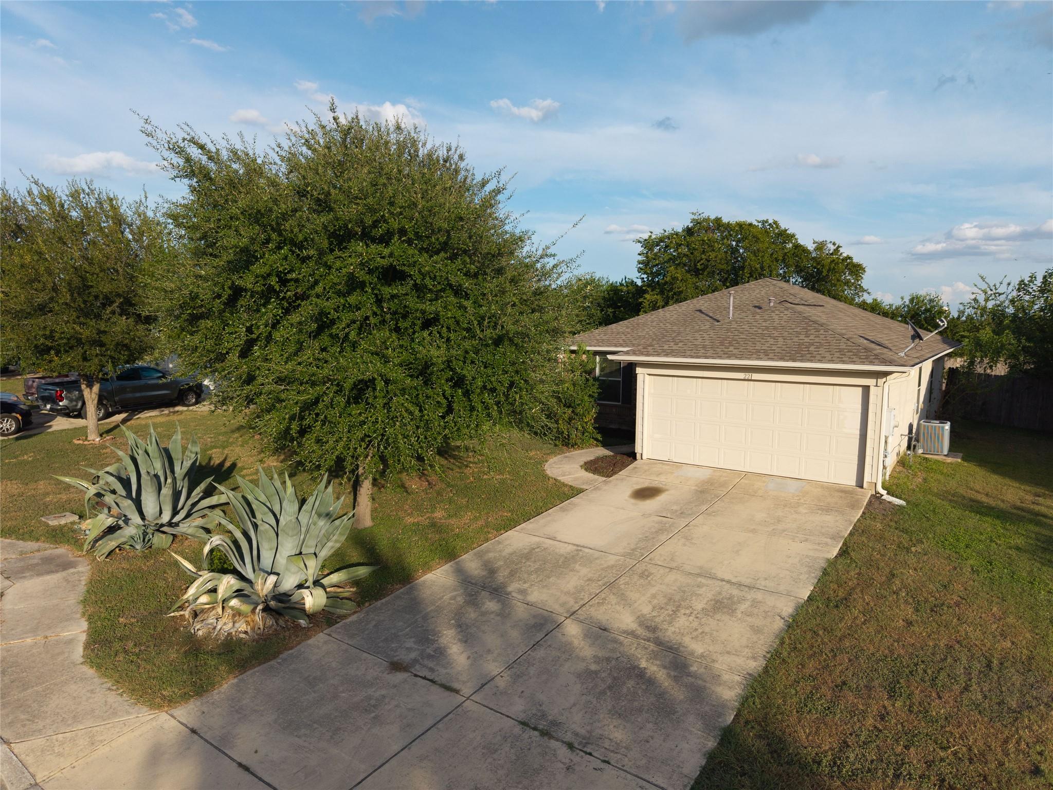 221 Ames Cv Property Photo 30