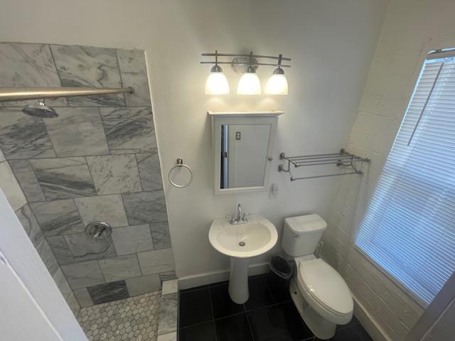 1105 E 6th St #b Property Photo 4