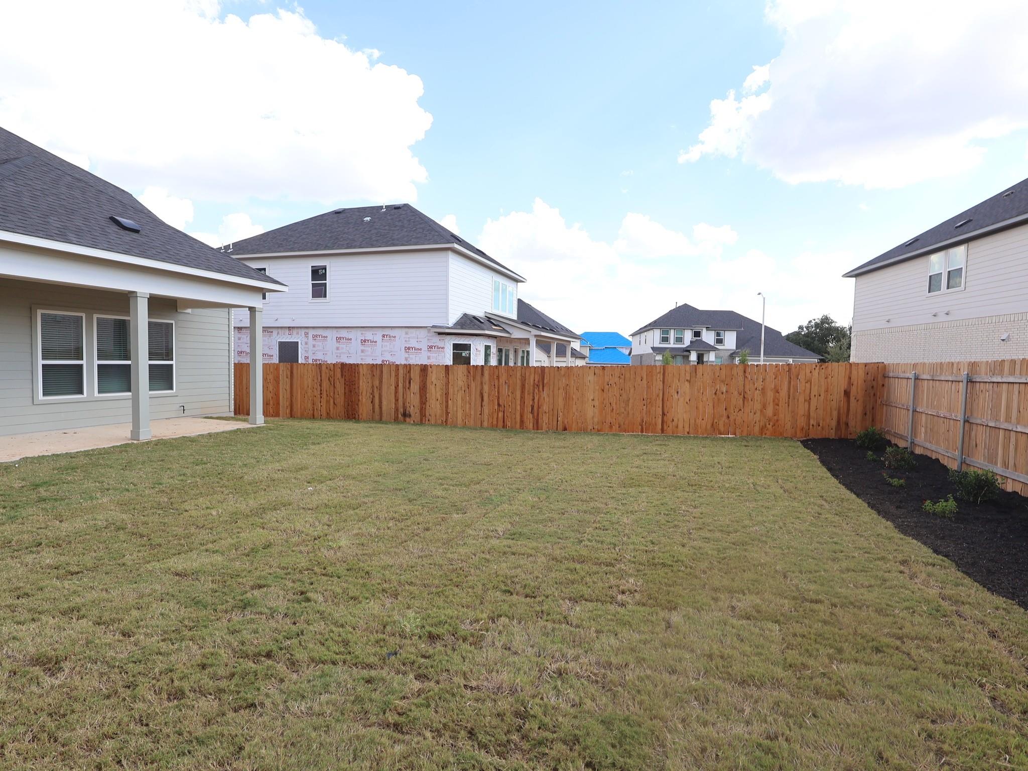 821 Purmela St Property Photo 22