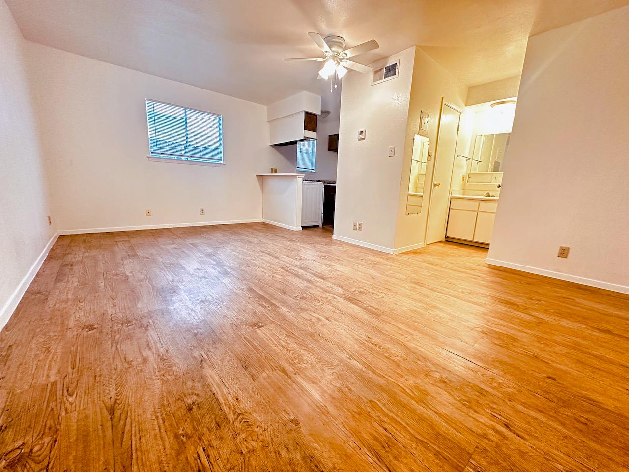 4204 Speedway None #101 Property Photo 2