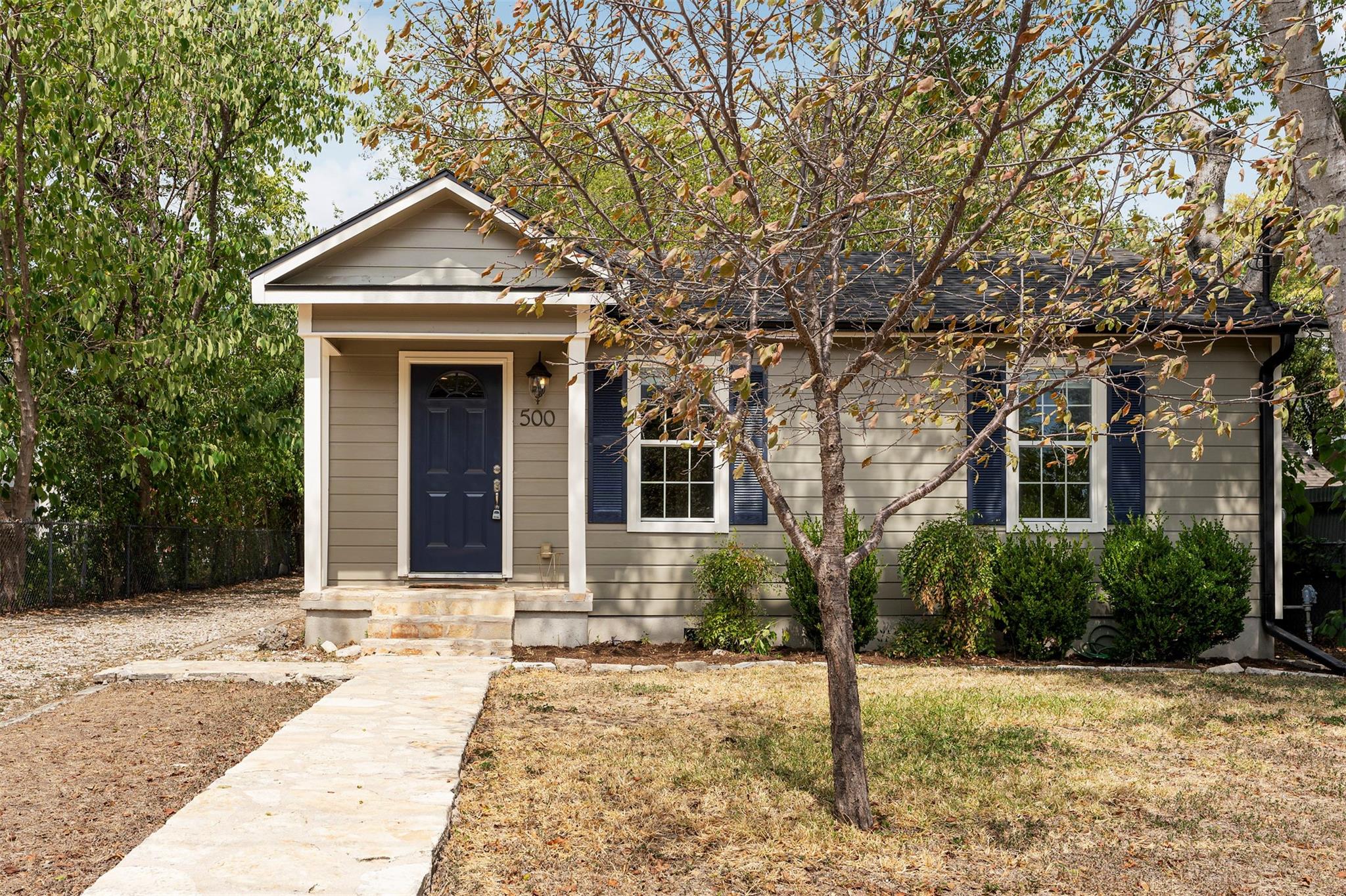 500 Denson Dr Property Photo 1