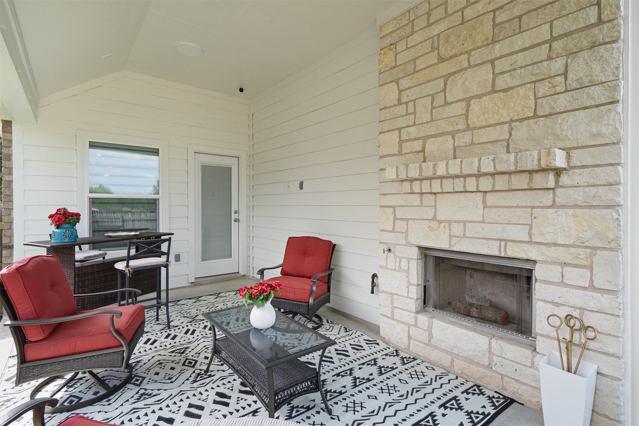 505 Bluehaw Dr Property Photo 36