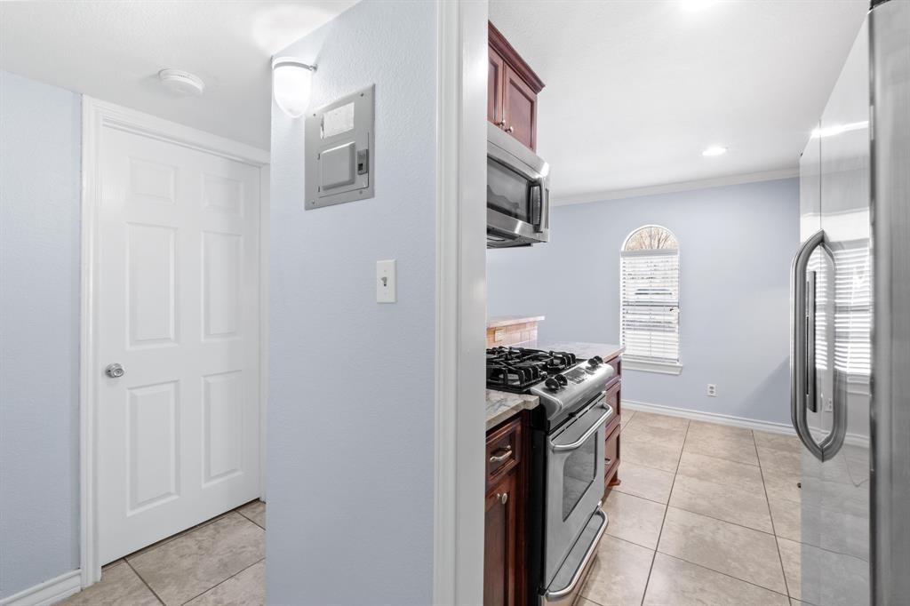 407 E 45th St #108 Property Photo 16