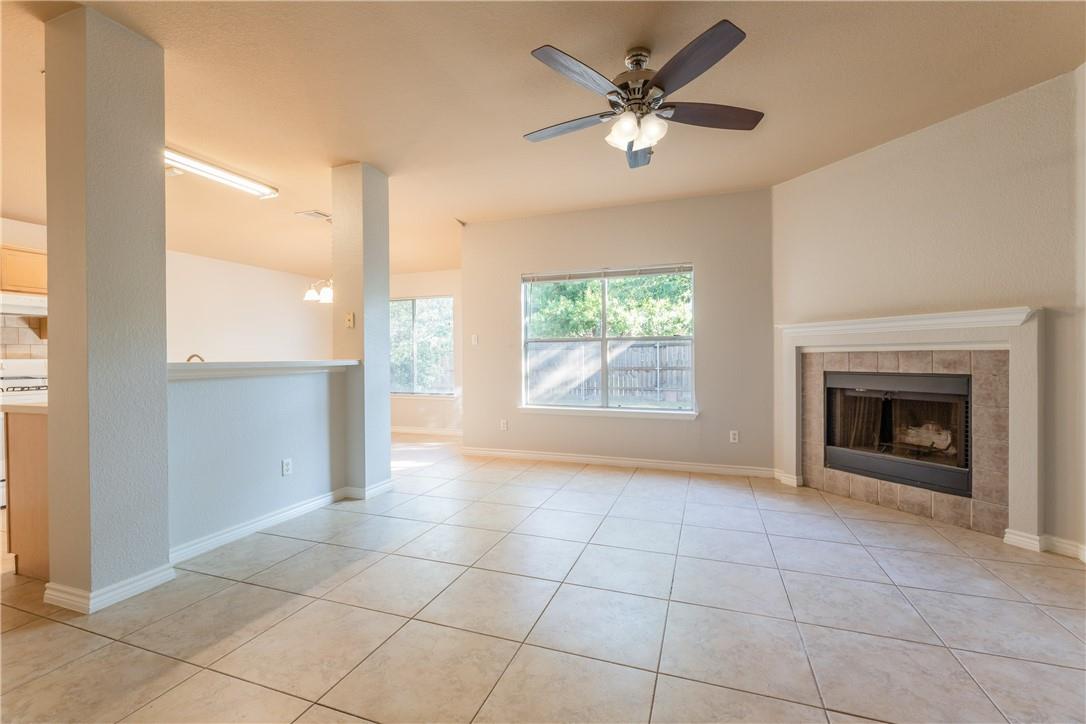 1506 Mayapple St Property Photo 3