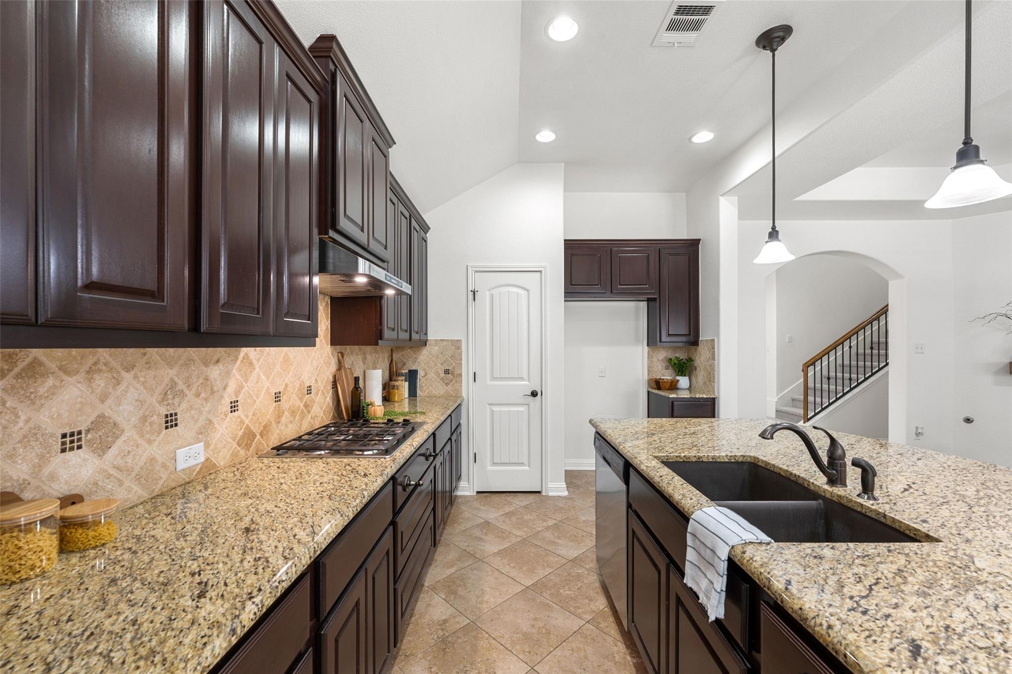 4205 Buckskin Rd Property Photo 10