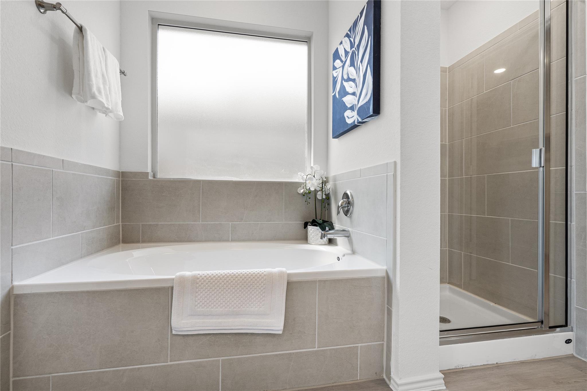 101 Sunrise Oak Cv Property Photo 12