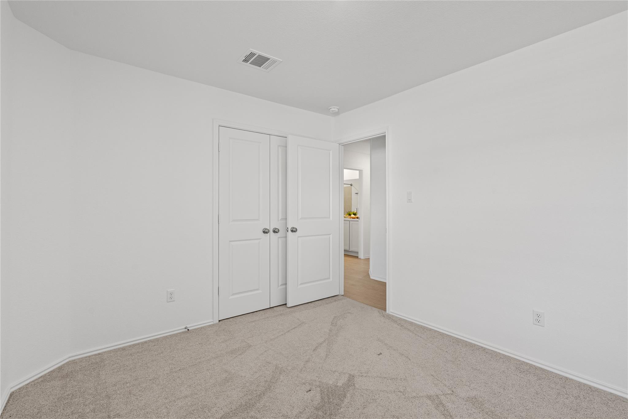 101 Sunrise Oak Cv Property Photo 17