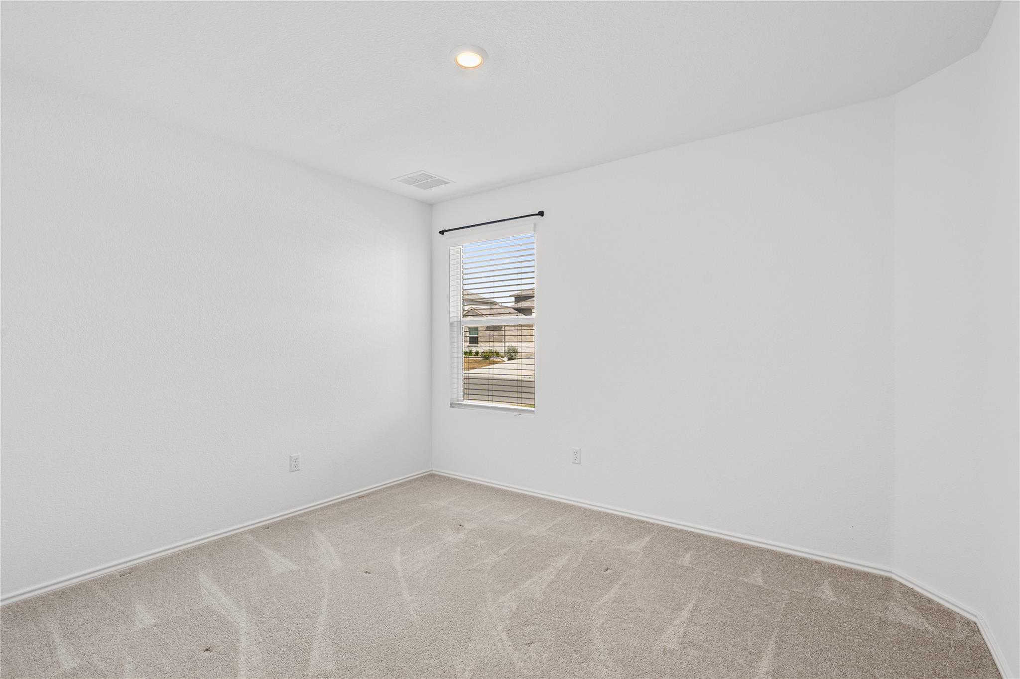 101 Sunrise Oak Cv Property Photo 18