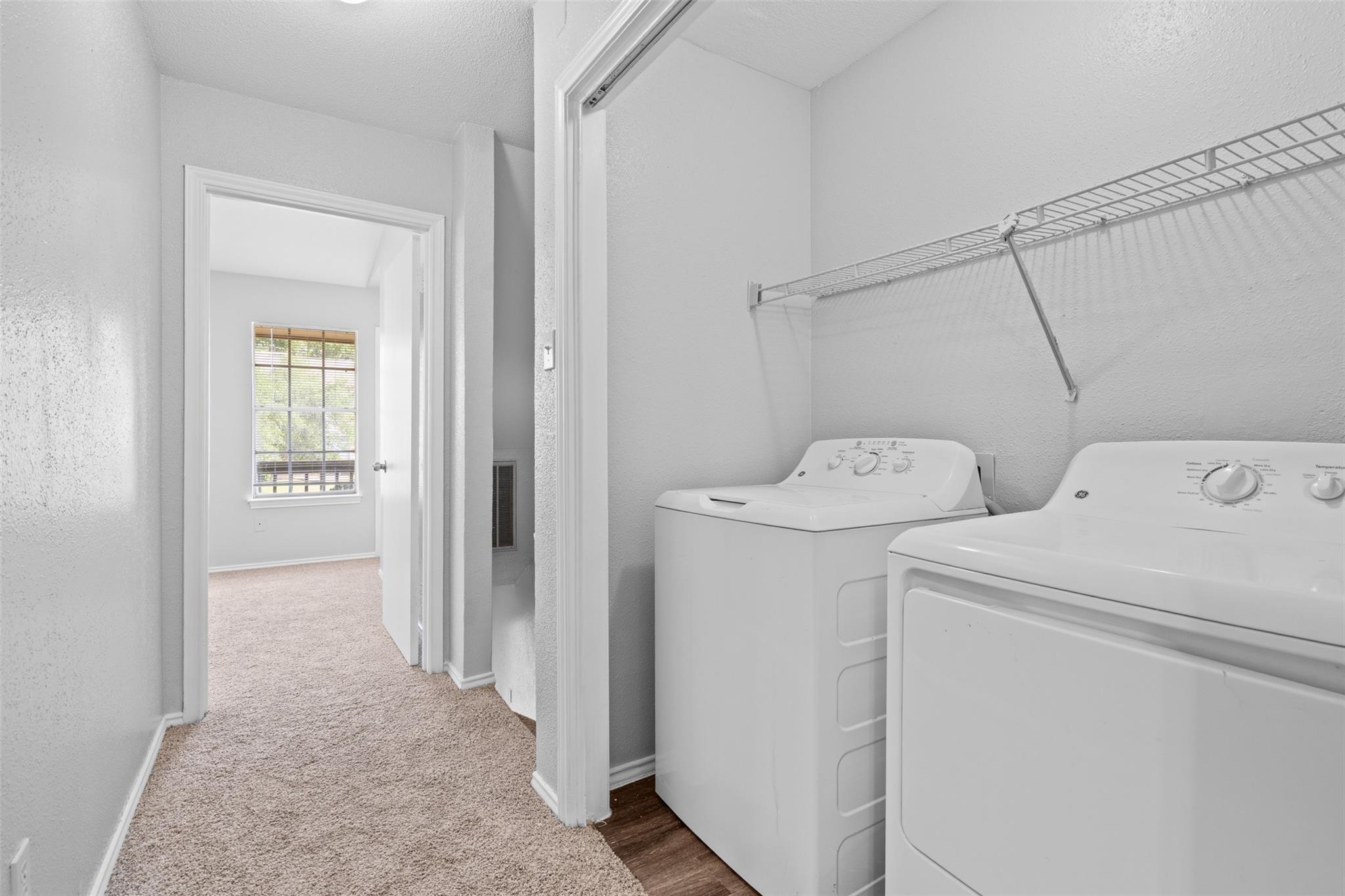 1807 River Crossing Cir #b Property Photo 14