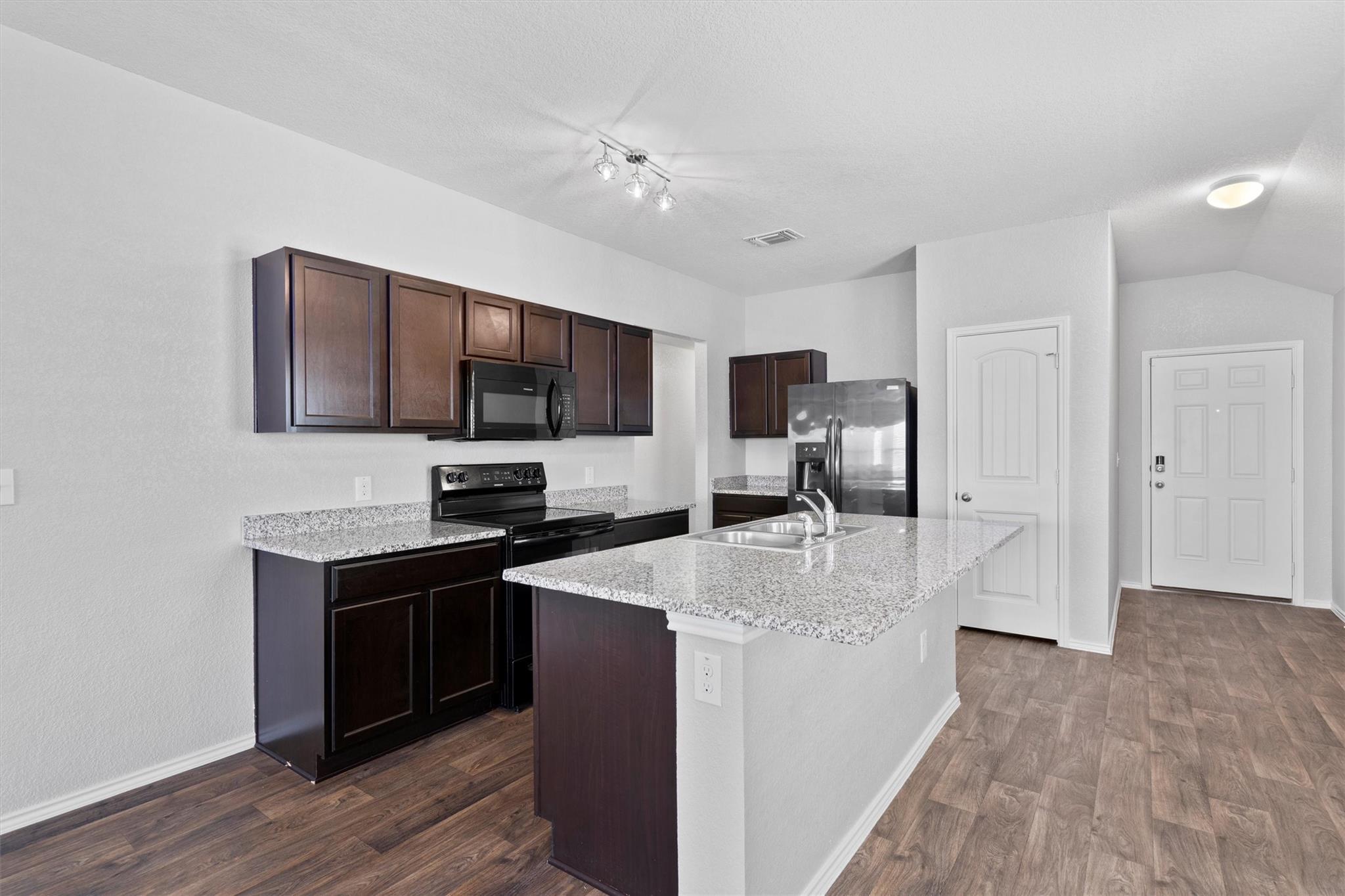 14915 Gypsum Mill Rd Property Photo 6