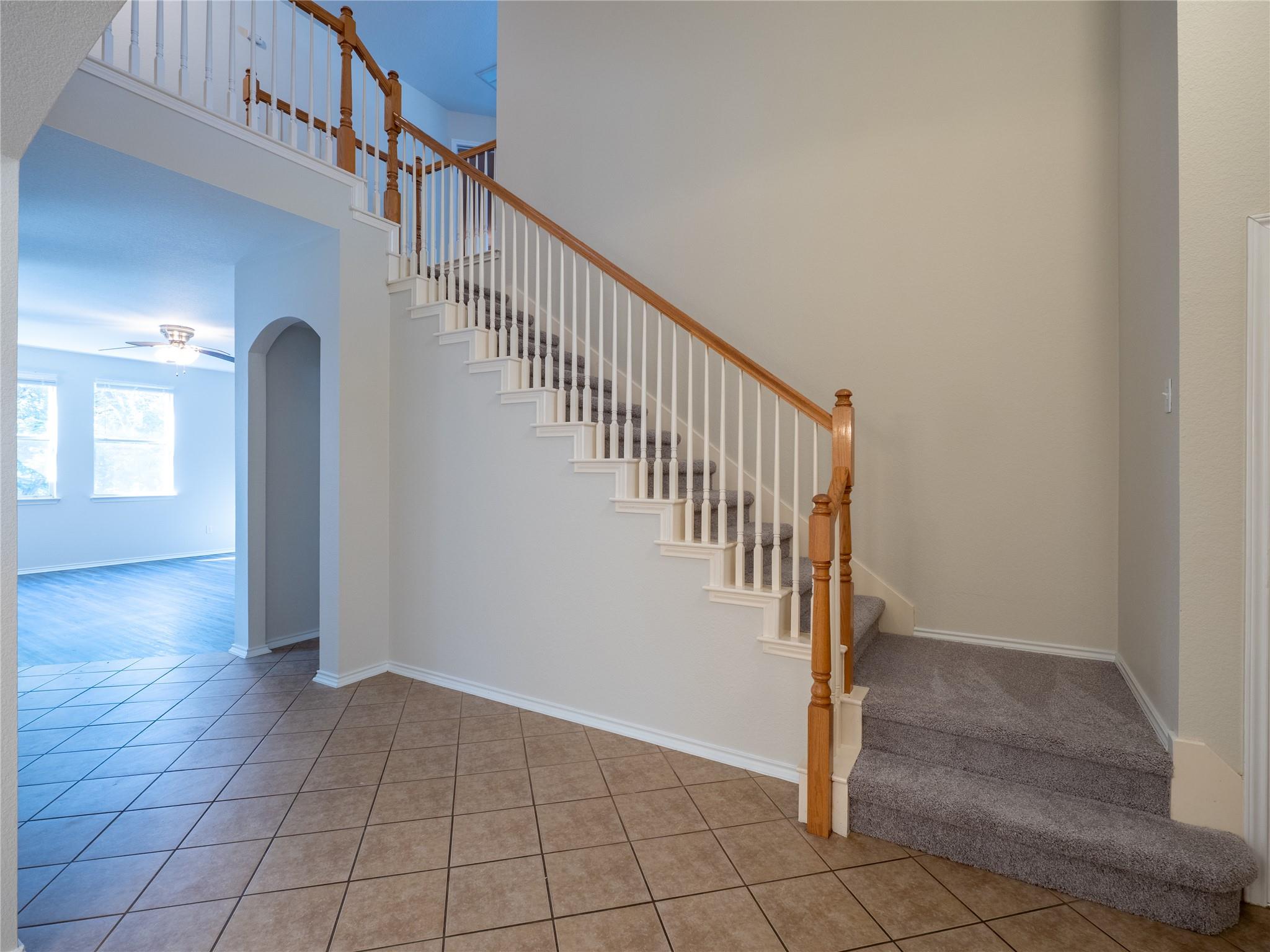 1710 Lomita Dr Property Photo 2